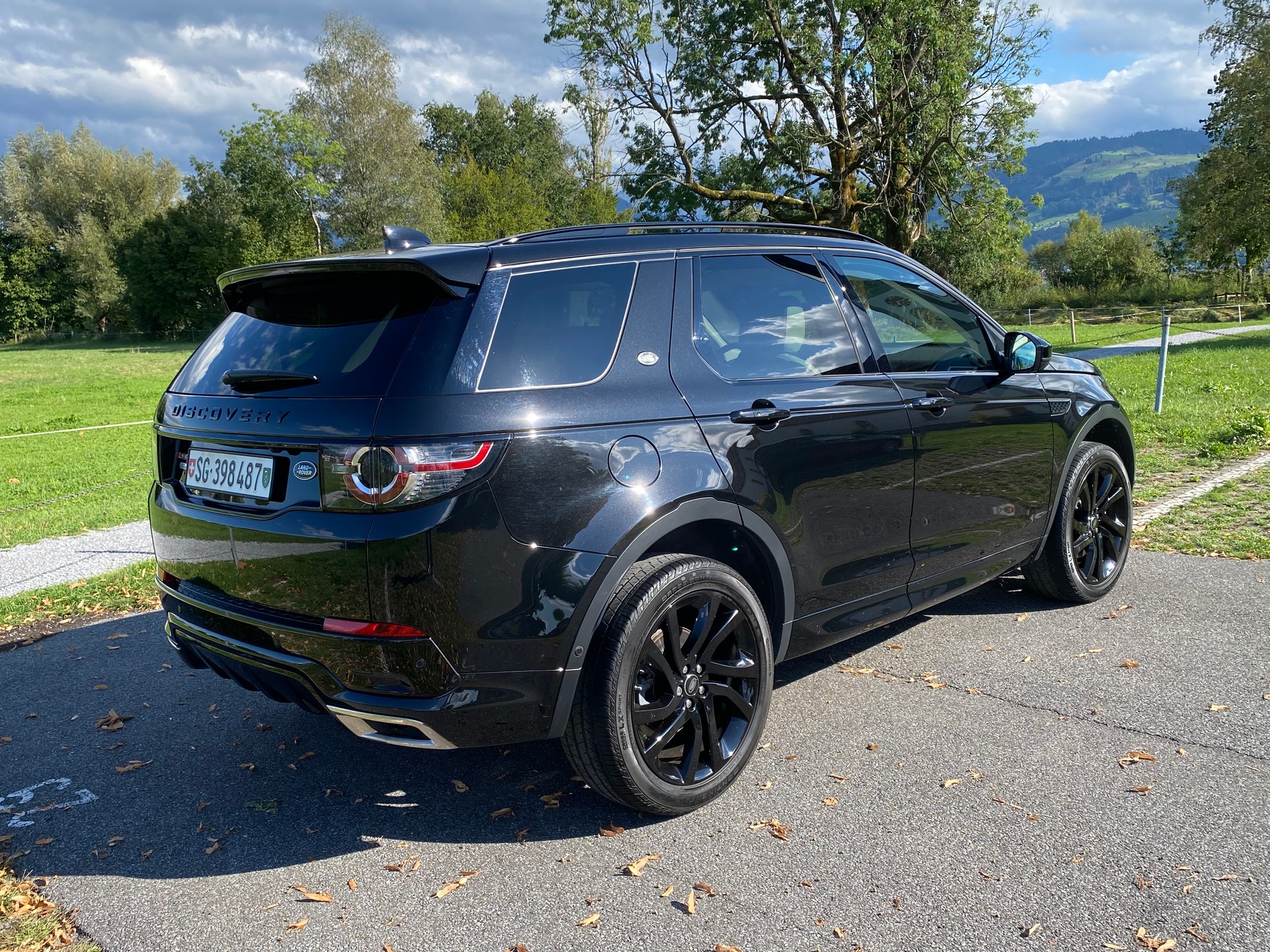 LAND ROVER 2.0 TD4 180 HSE Luxury-image-1