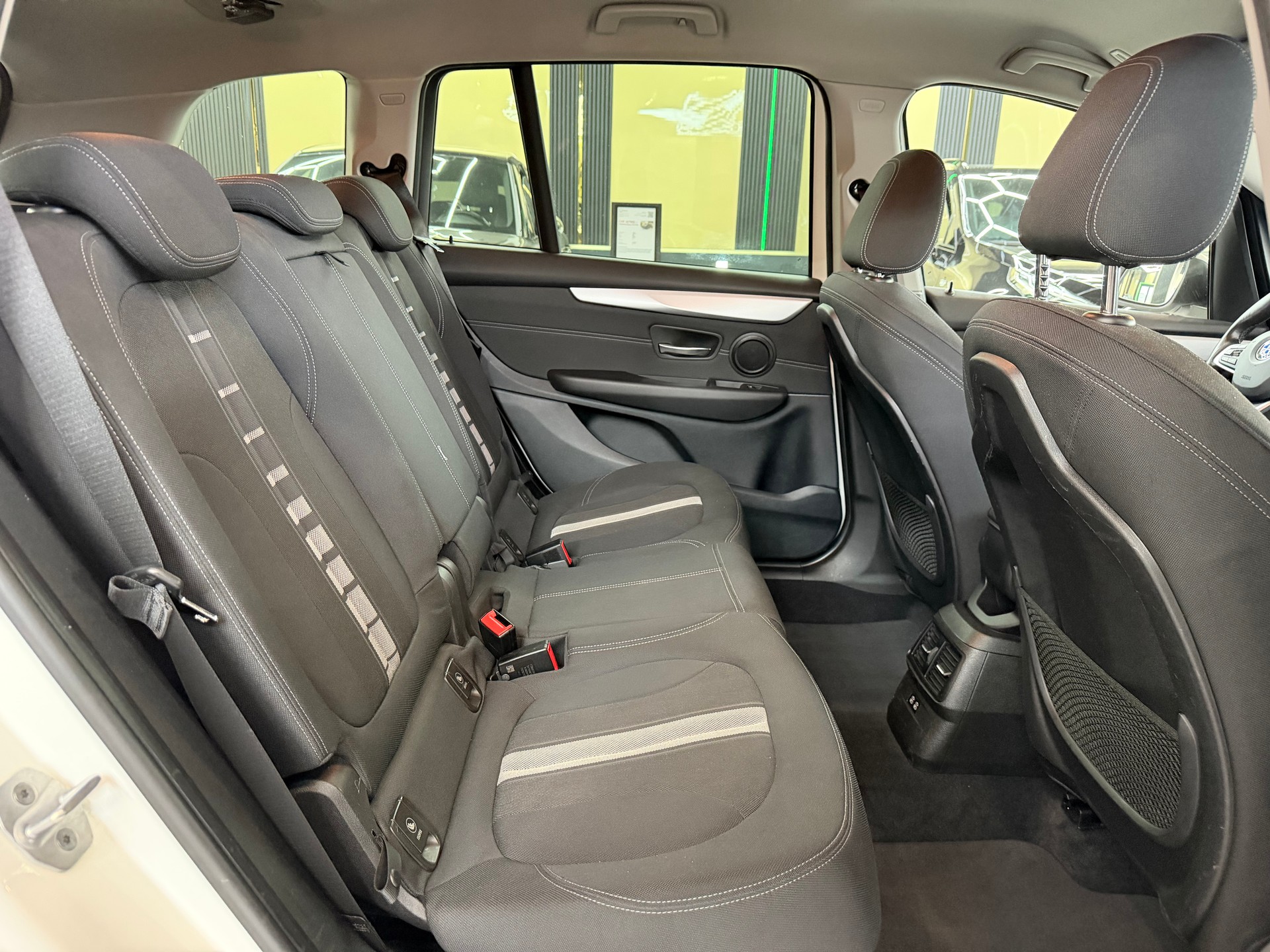 BMW 220d xDrive Gran Tourer Steptronic-image-14