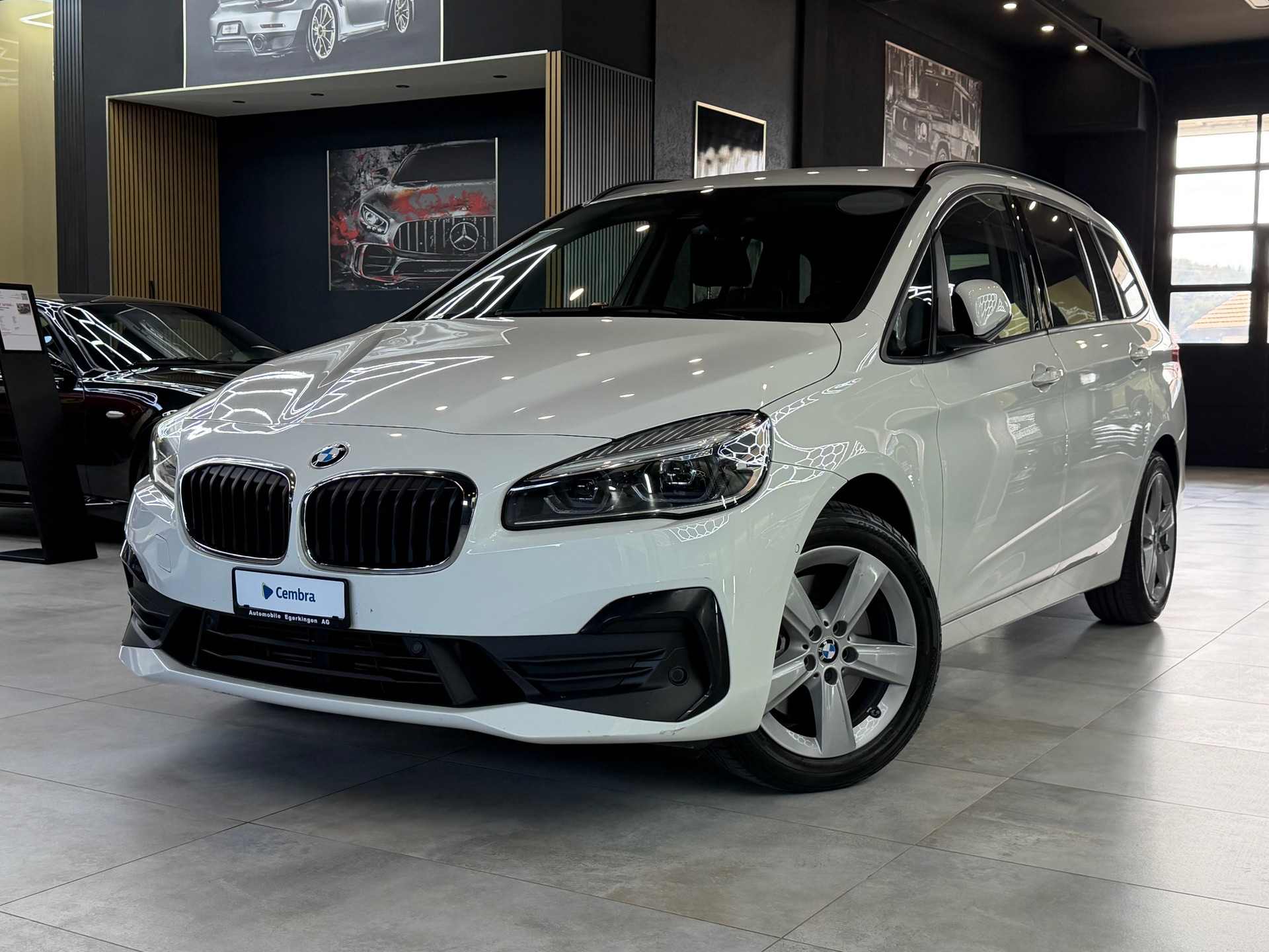BMW 220d xDrive Gran Tourer Steptronic-image-0