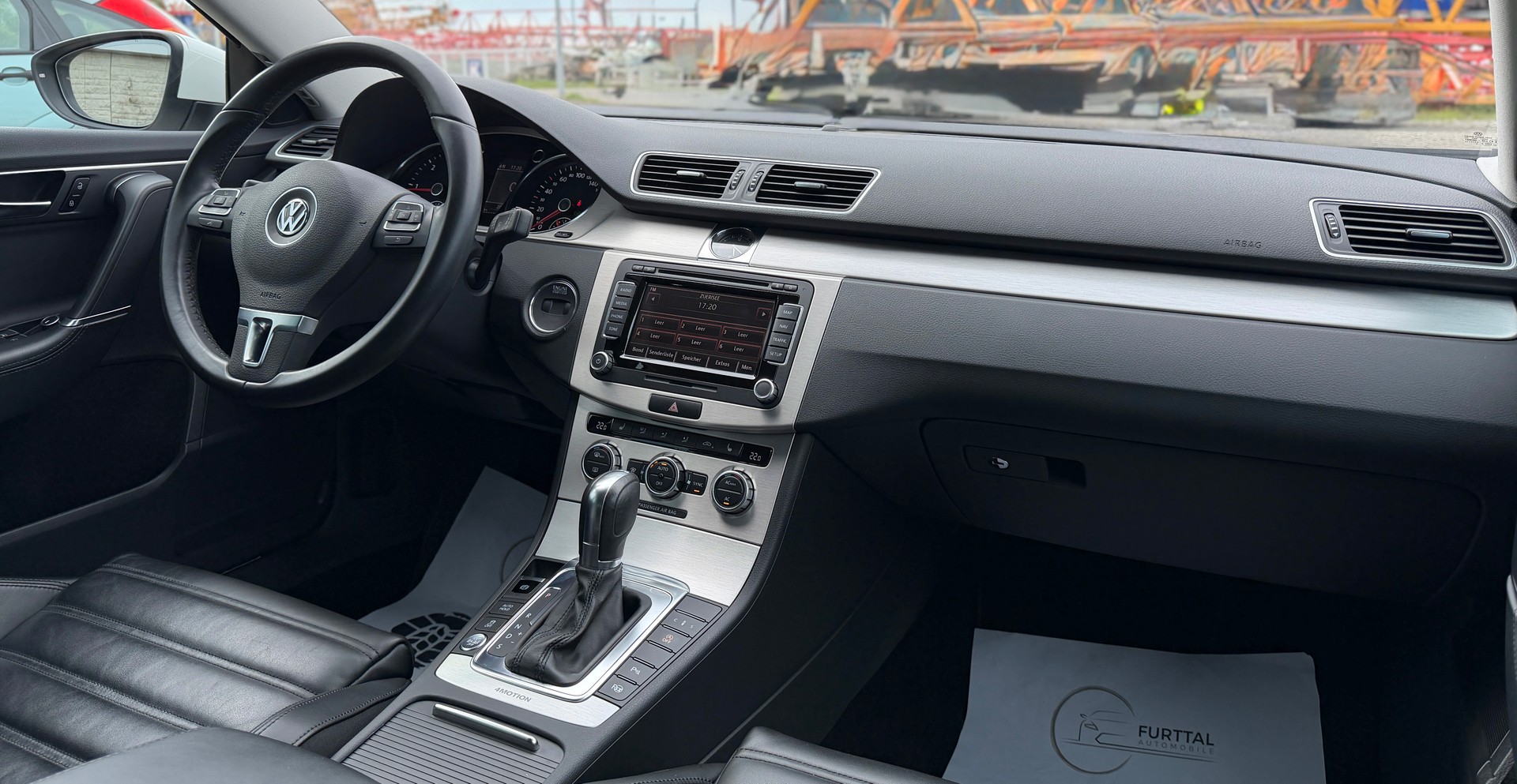 VW Passat Variant 2.0 TDI BMT Highline 4MDSG-image-14