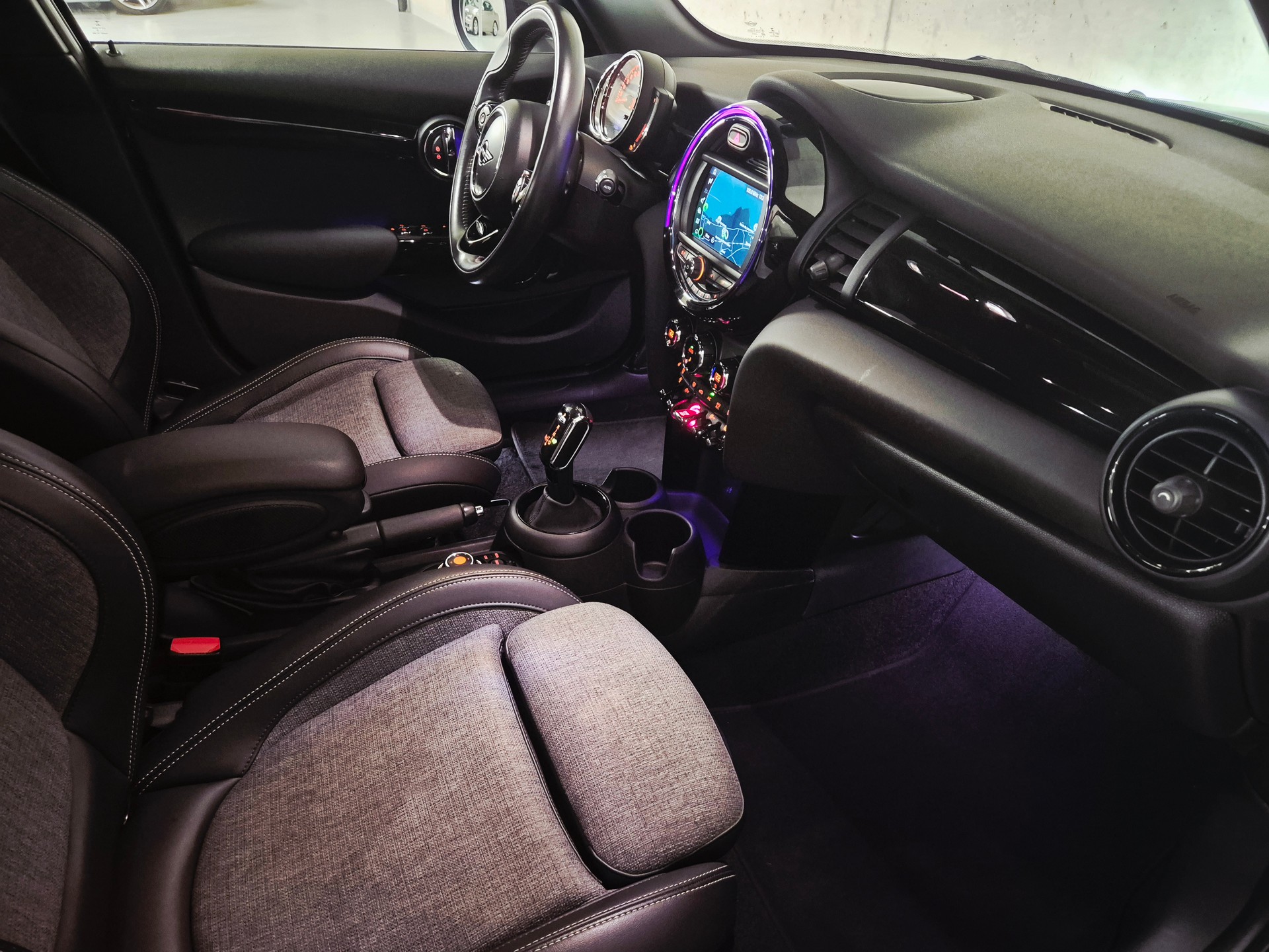MINI Cooper Blackyard "Full Black" Steptronic DKG-image-10