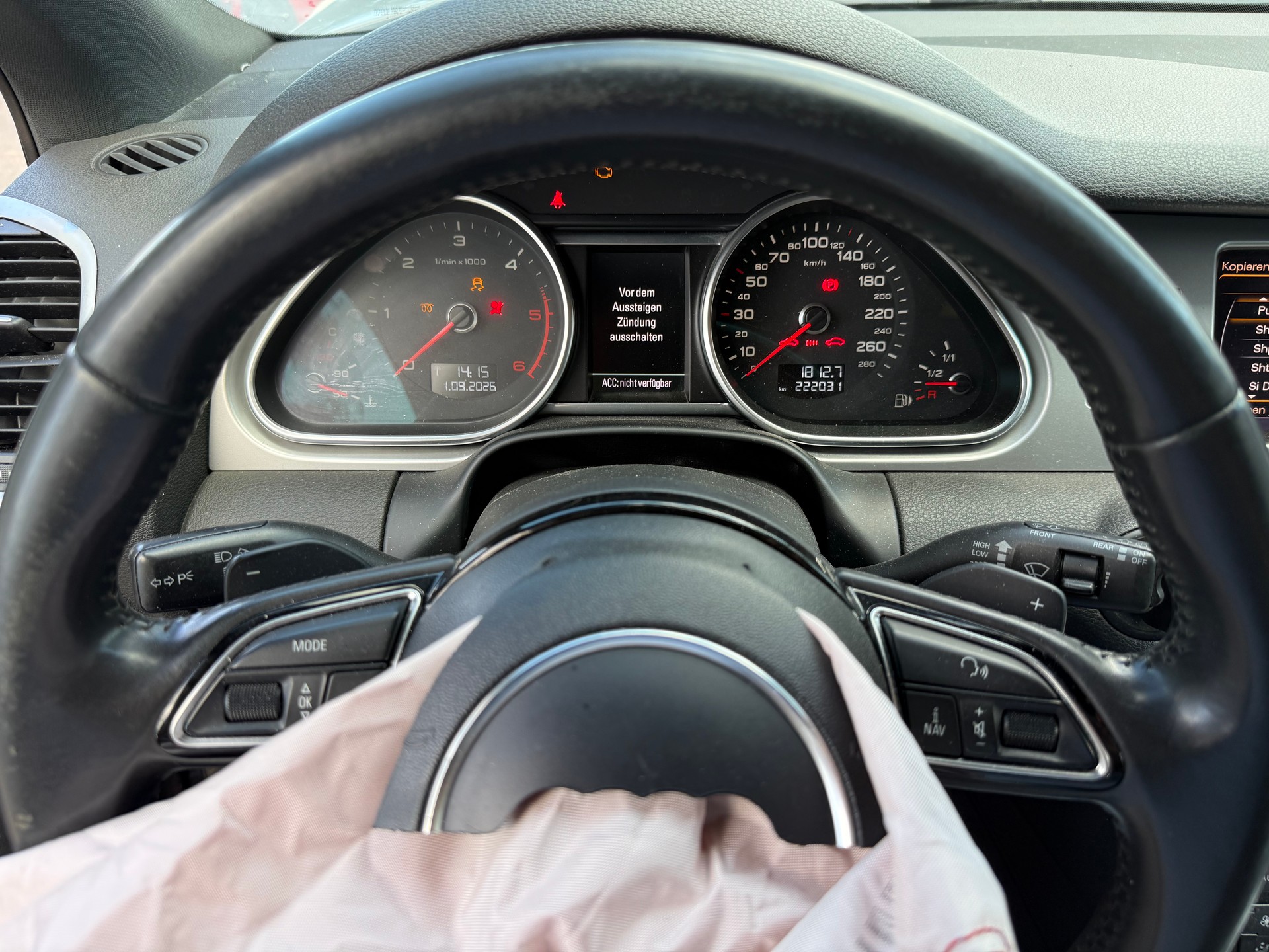 AUDI Q7 3.0 TDI addBlue quattro tiptronic-image-9