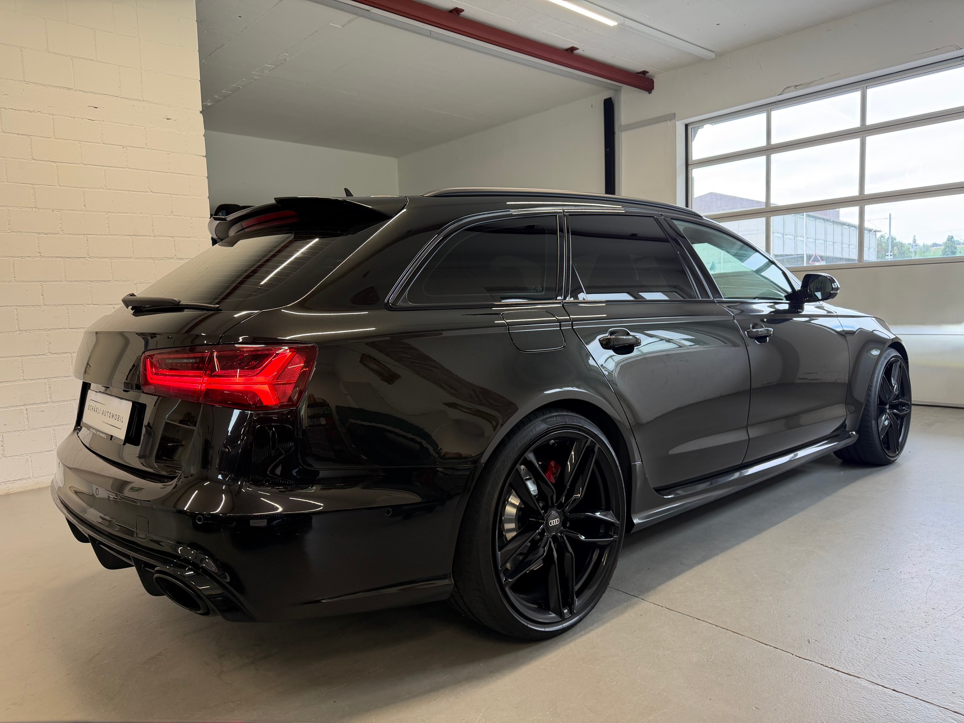 AUDI RS6 Avant 4.0 TFSI V8 performance quattro-image-6