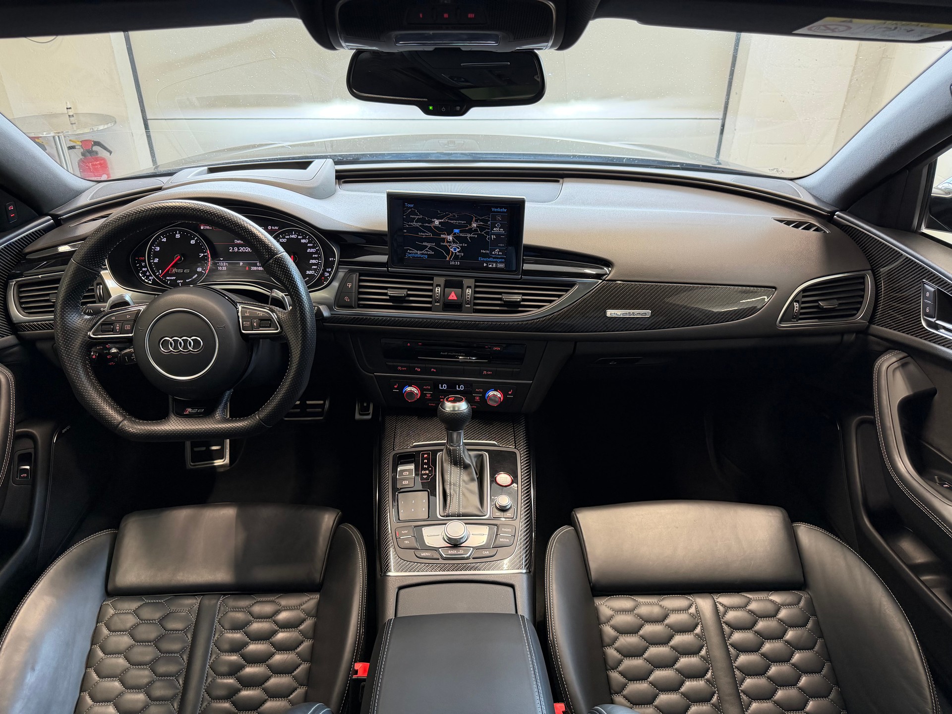 AUDI RS6 Avant 4.0 TFSI V8 performance quattro-image-11