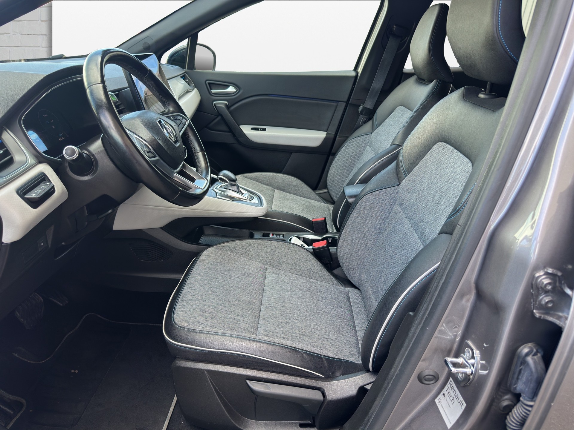 RENAULT Captur 1.6 E-Tech Edition1 DHT-image-11