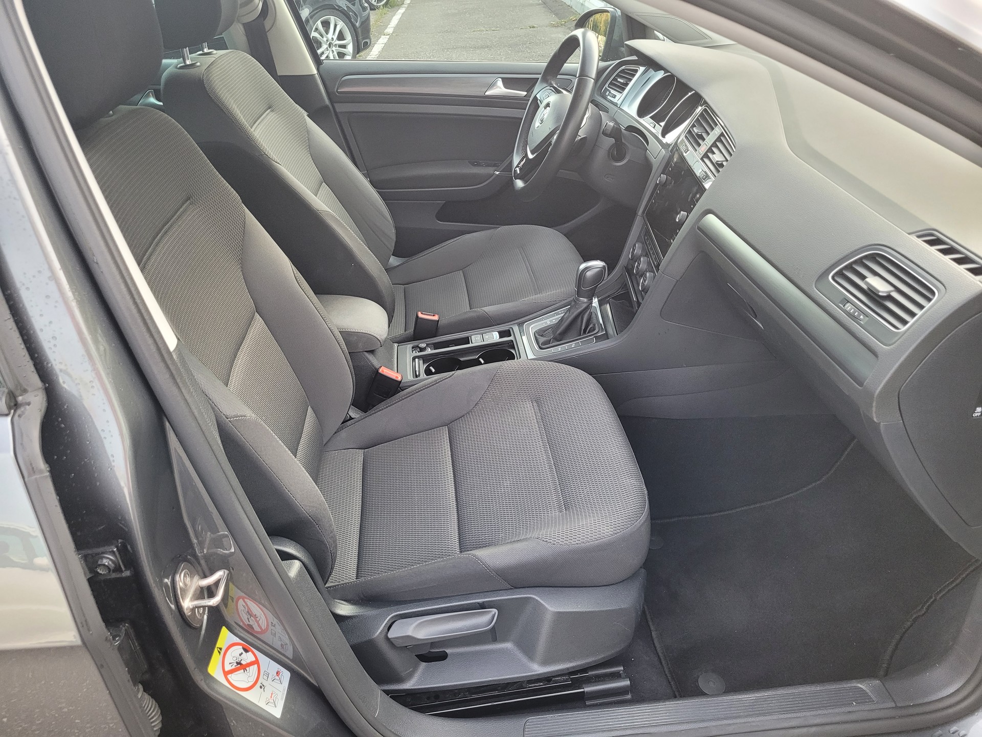 VW Golf 1.4 TSI Comfortline DSG-image-9