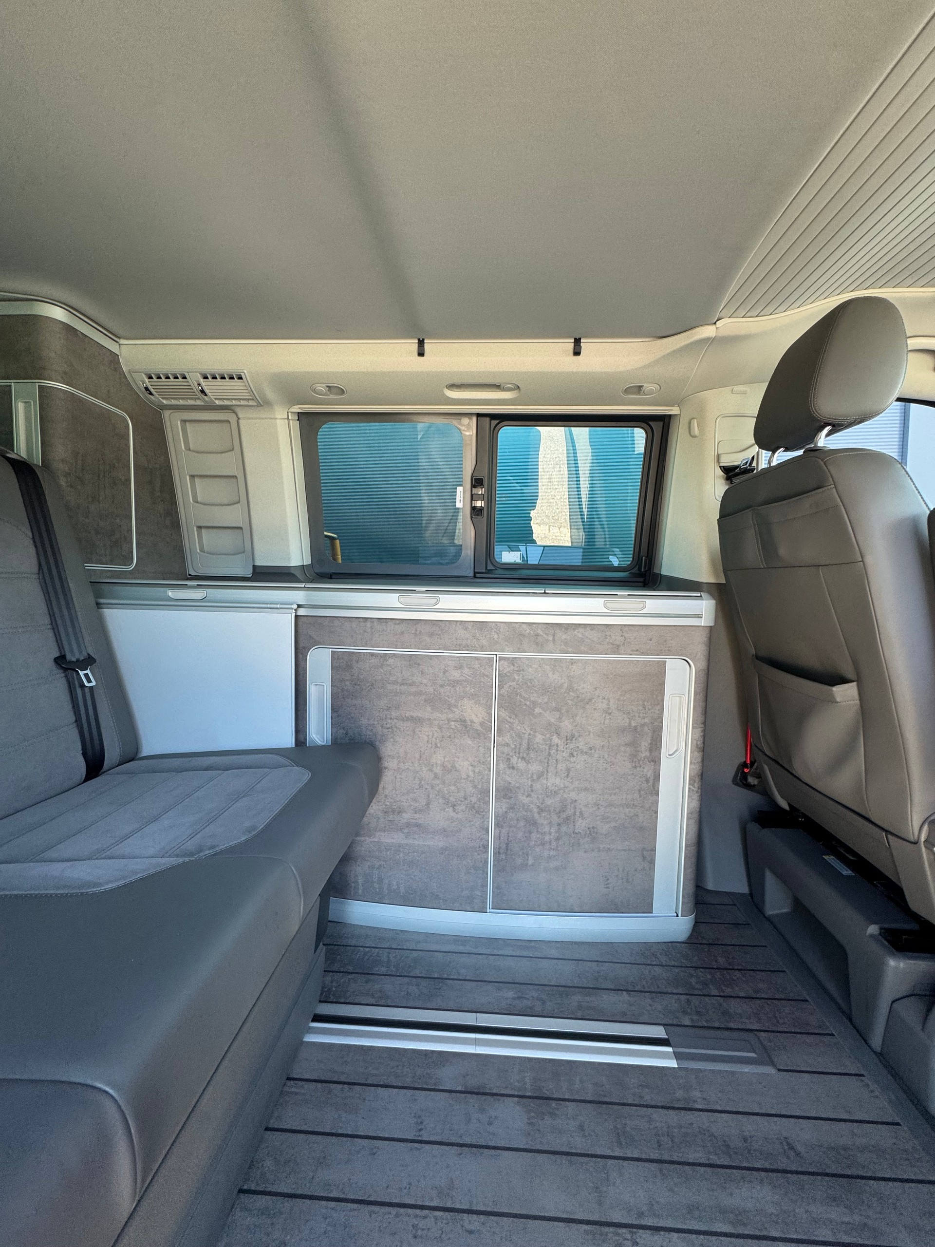 VW T6.1 California Ocean Edition 4 Motion - 199 PS - kompletter Offroad-Umbau - VB Luftfahrwerk-image-4