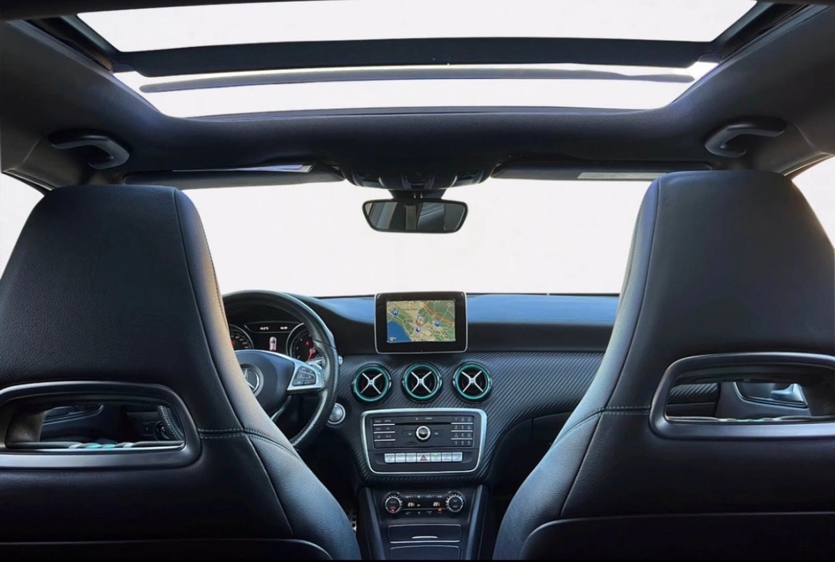 MERCEDES-BENZ A 250 Sport 4 m-image-4