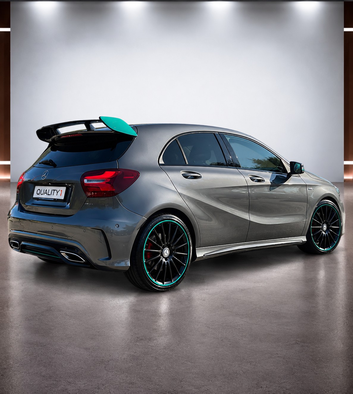MERCEDES-BENZ A 250 Sport 4 m-image-1