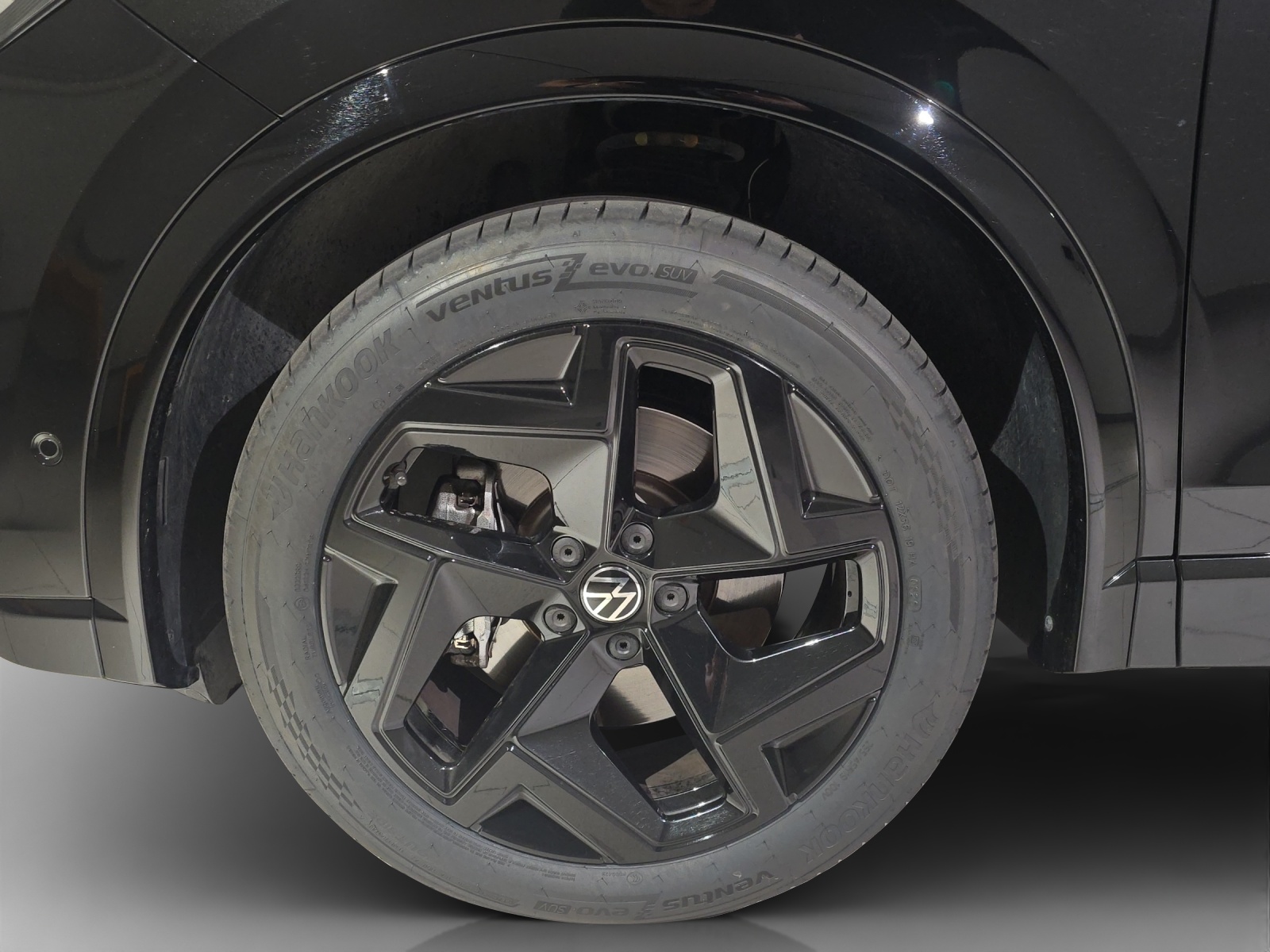 VW Tiguan 2.0 TSI DSG R-Line 4Motion-image-15