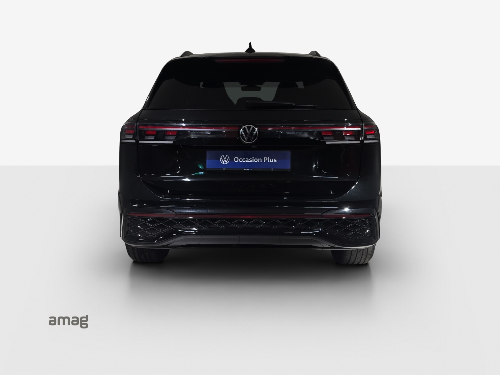 VW Tiguan 2.0 TSI DSG R-Line 4Motion-image-3