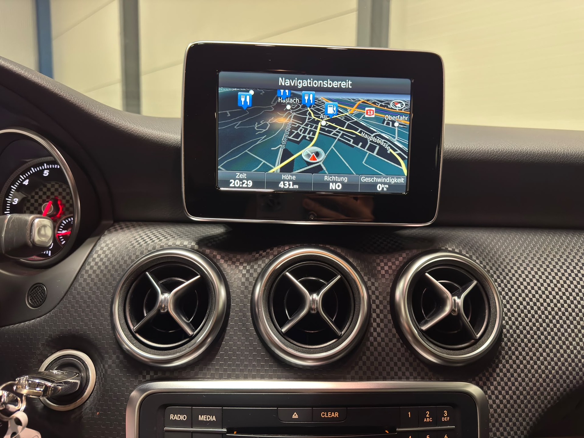 MERCEDES-BENZ A 180 Urban Automat-image-15