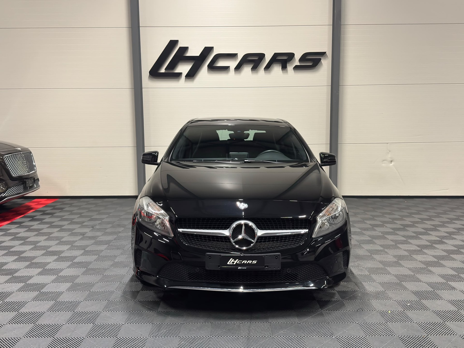 MERCEDES-BENZ A 180 Urban Automat-image-6