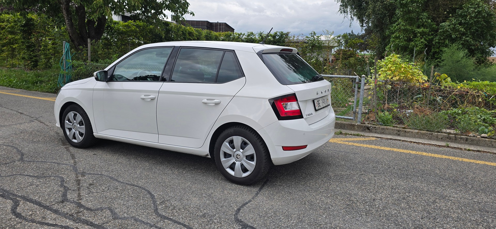 SKODA Fabia 1.0 MPI Ambition-image-5