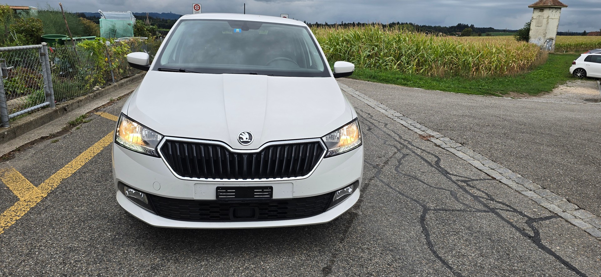 SKODA Fabia 1.0 MPI Ambition-image-1