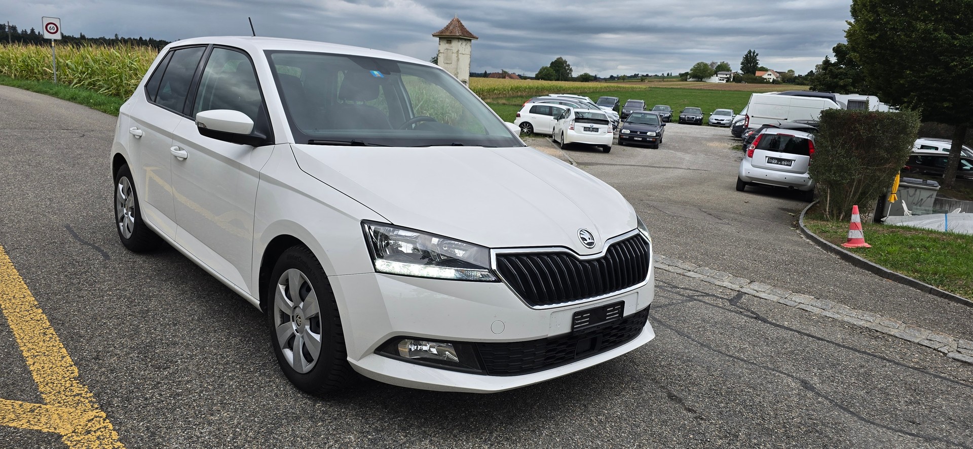 SKODA Fabia 1.0 MPI Ambition-image-8