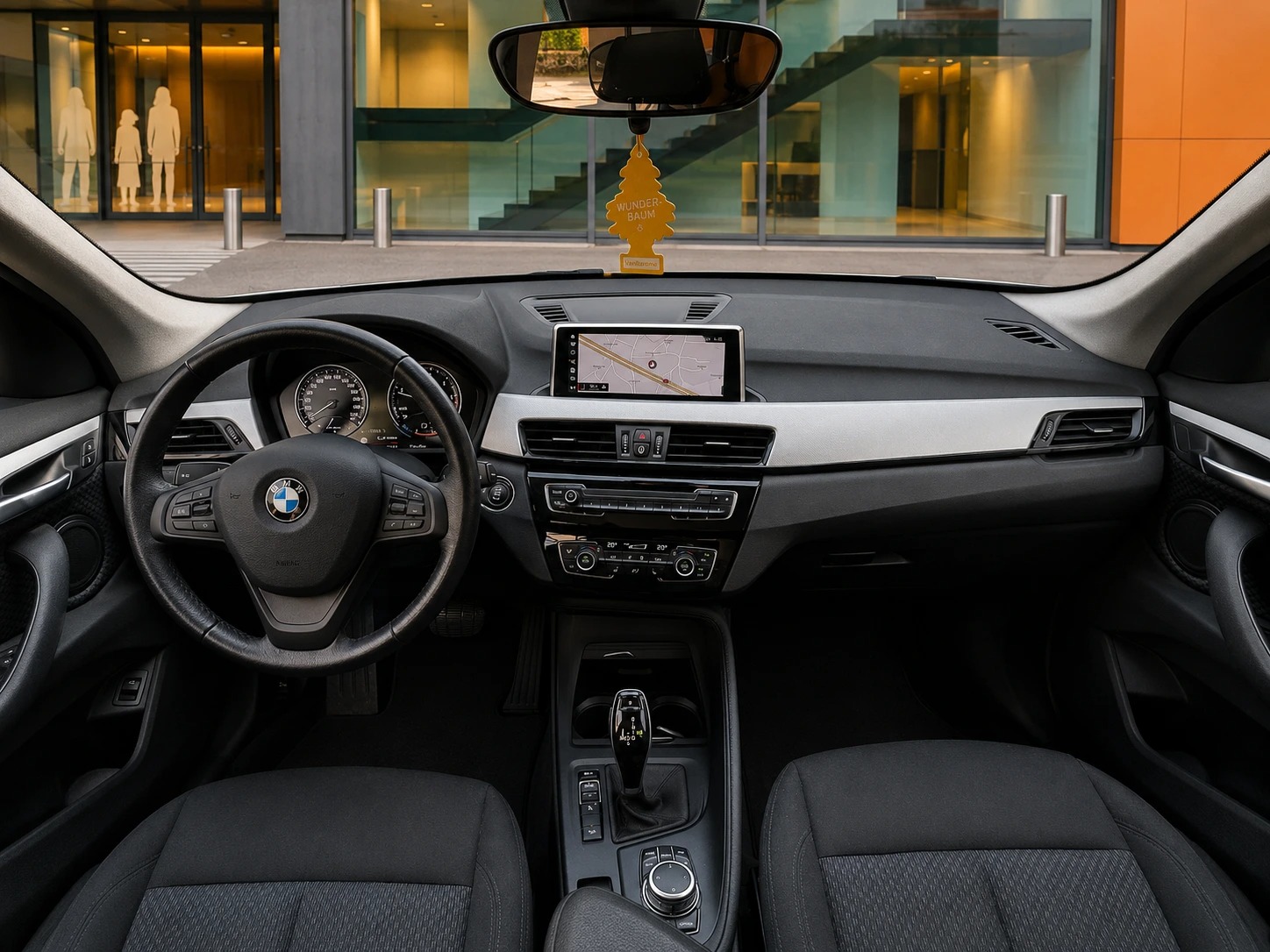 BMW X1 20d xDrive / Top Zustand-image-6