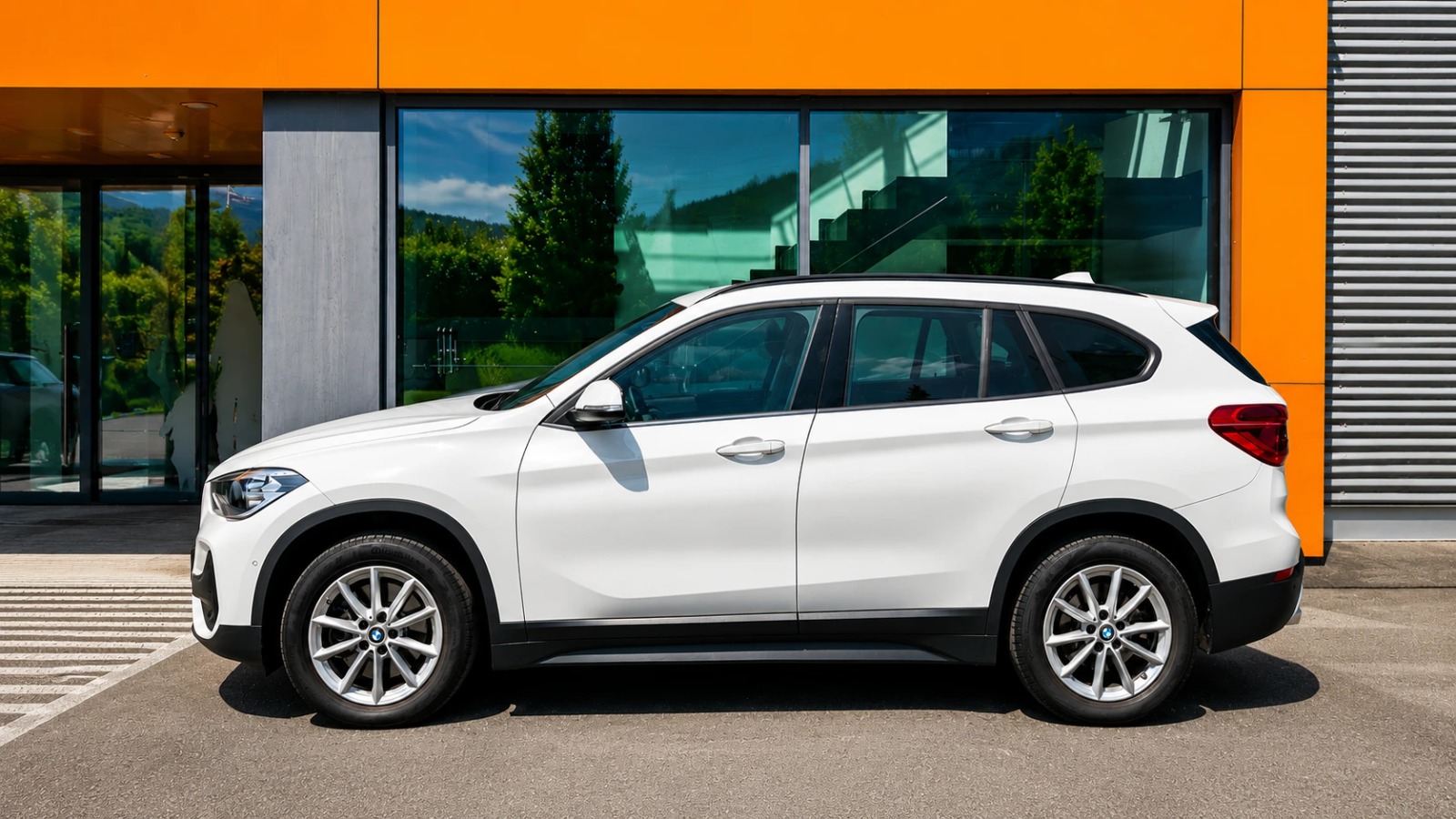 BMW X1 20d xDrive / Top Zustand-image-4
