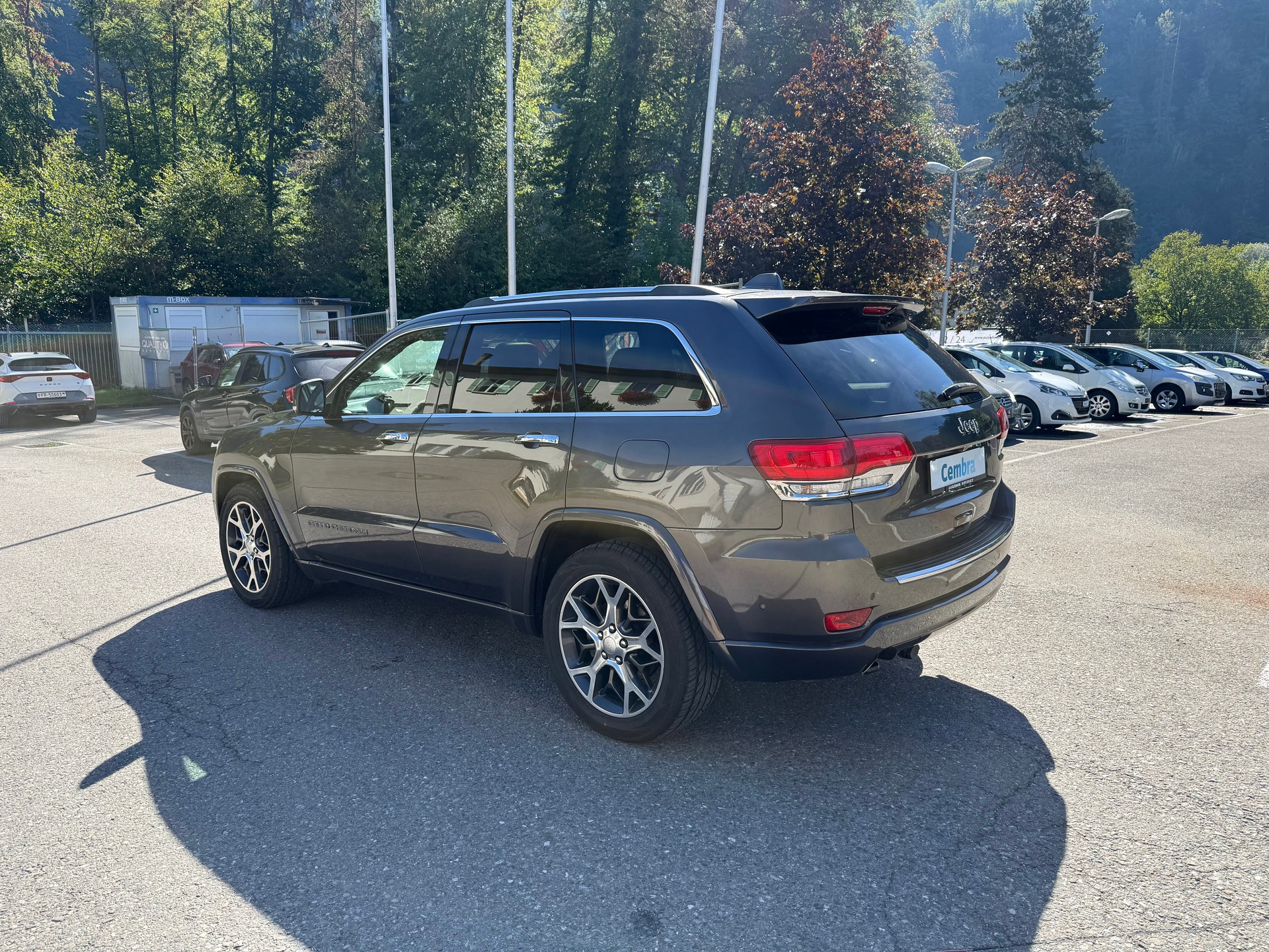 JEEP Grand Cherokee 3.0 CRD Overland Automatic-image-3
