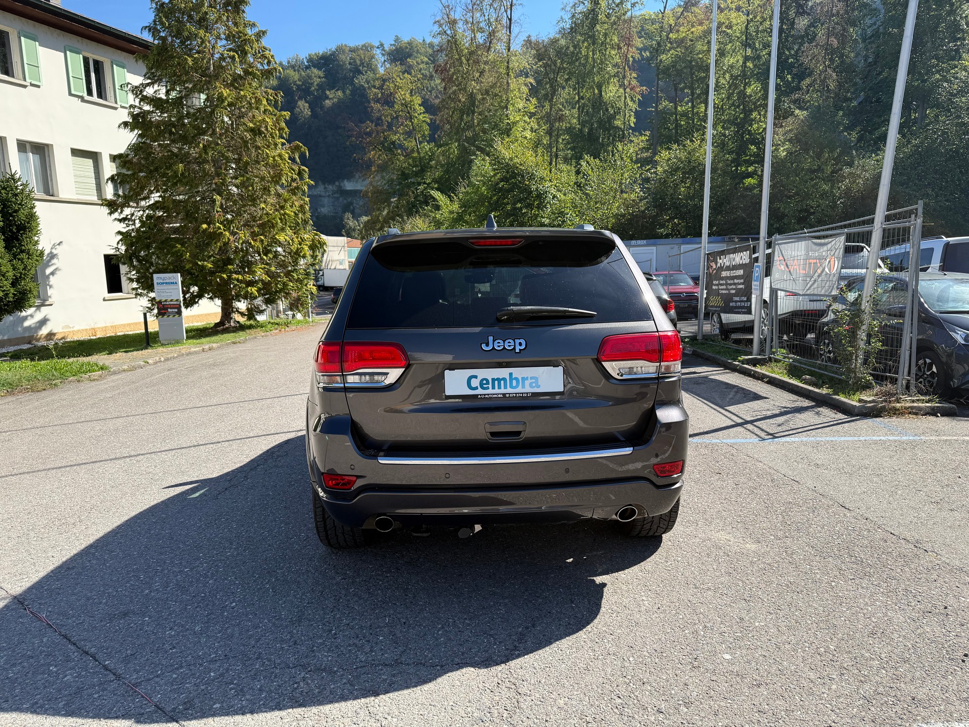 JEEP Grand Cherokee 3.0 CRD Overland Automatic-image-4