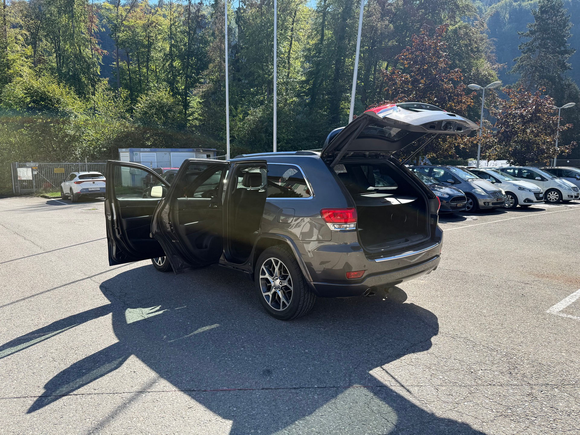 JEEP Grand Cherokee 3.0 CRD Overland Automatic-image-18