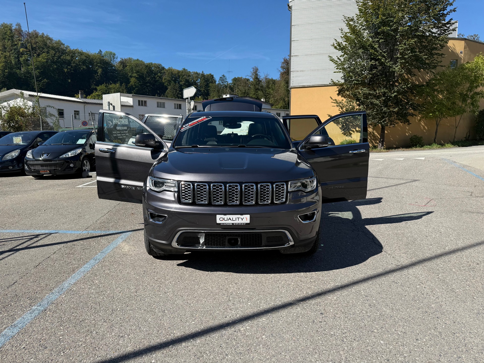 JEEP Grand Cherokee 3.0 CRD Overland Automatic-image-15