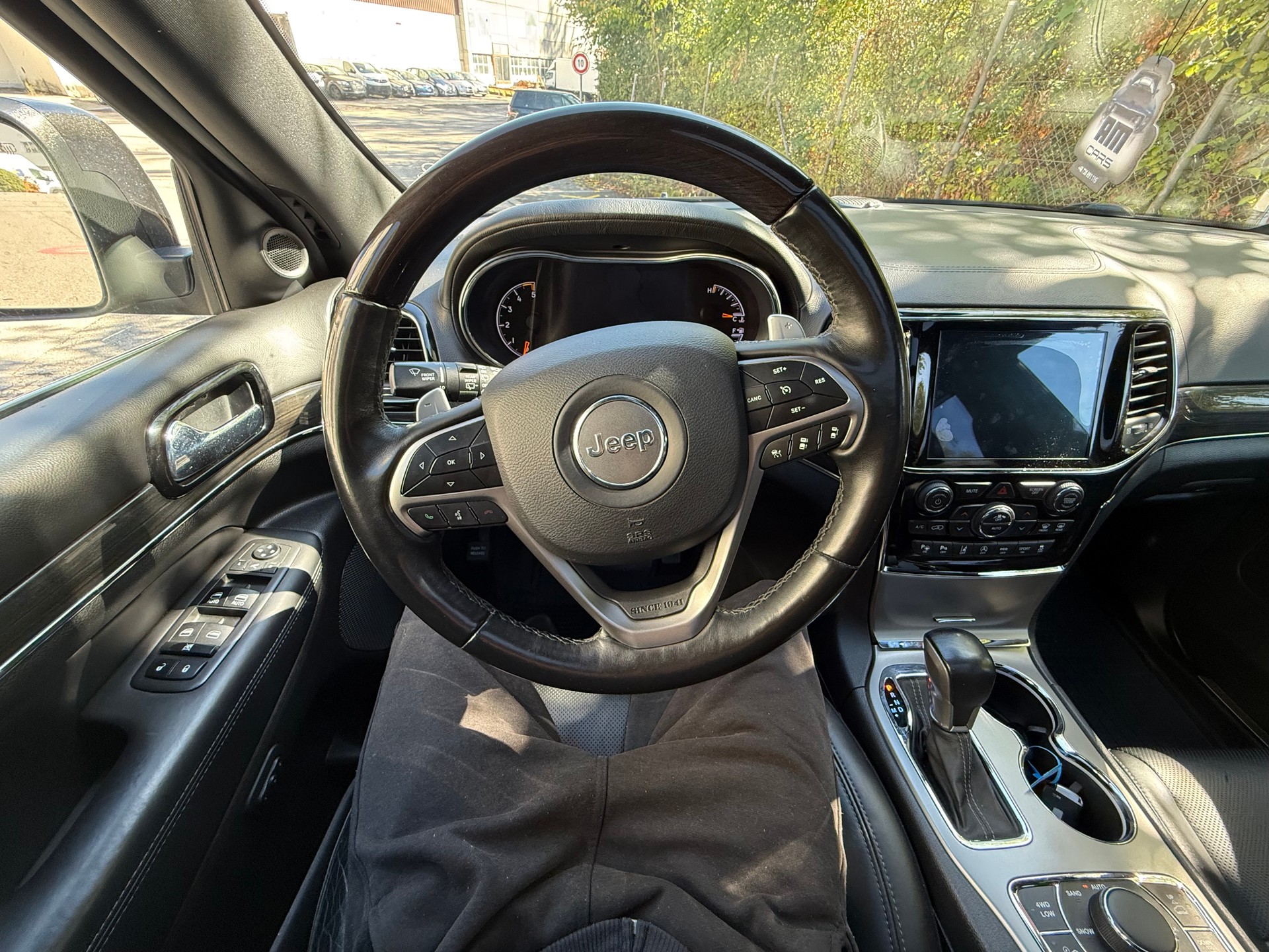 JEEP Grand Cherokee 3.0 CRD Overland Automatic-image-28