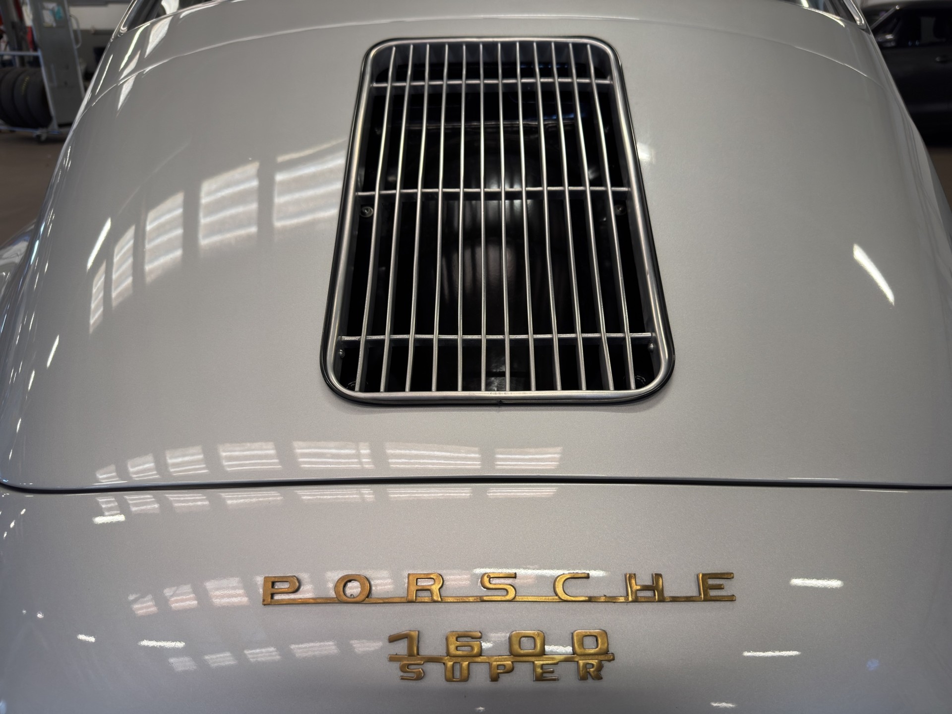 PORSCHE B T5 Monogrille-image-20