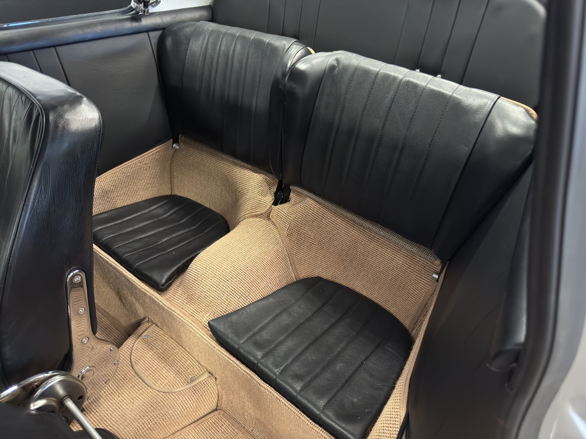 PORSCHE B T5 Monogrille-image-11