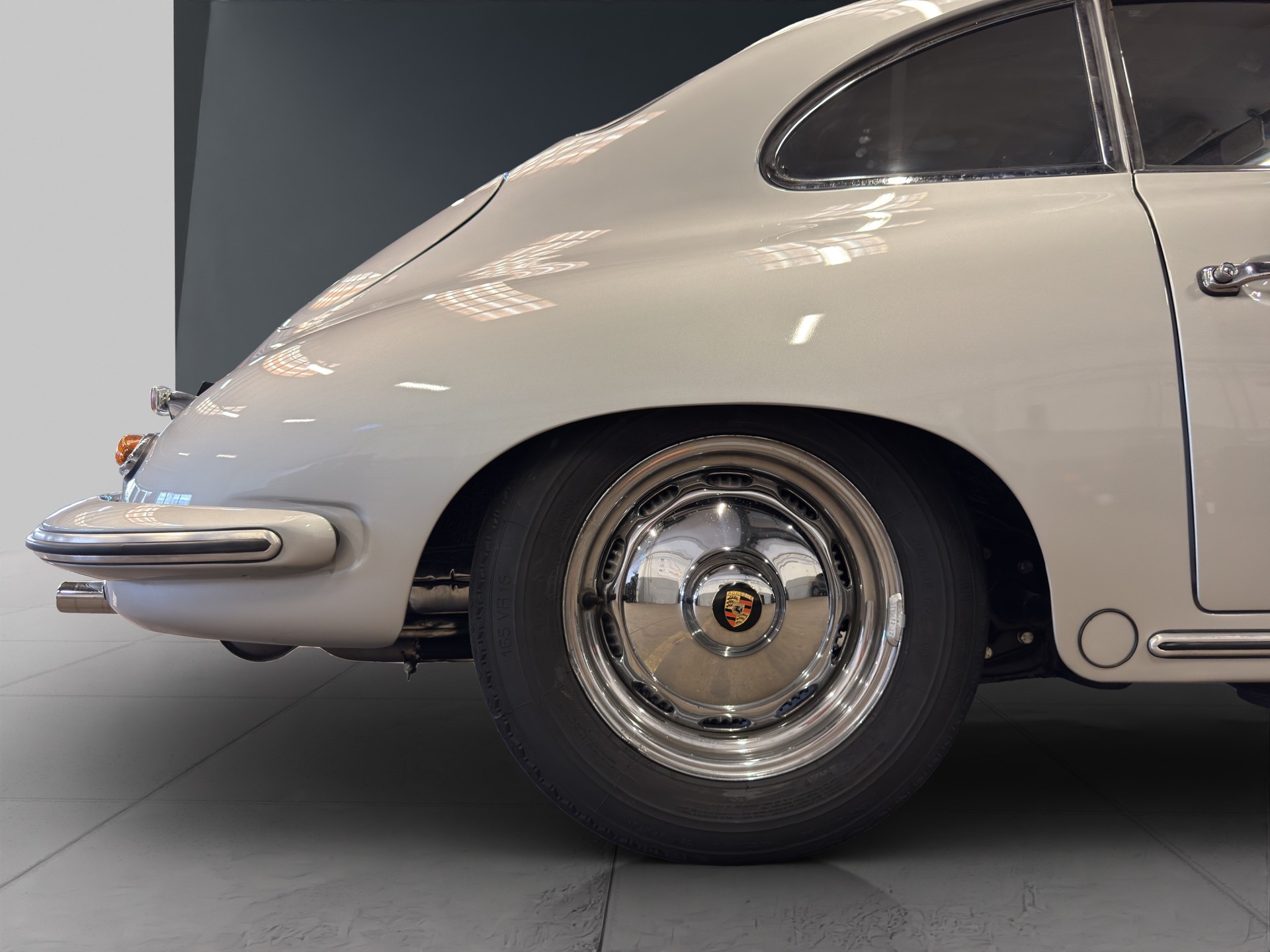 PORSCHE B T5 Monogrille-image-18