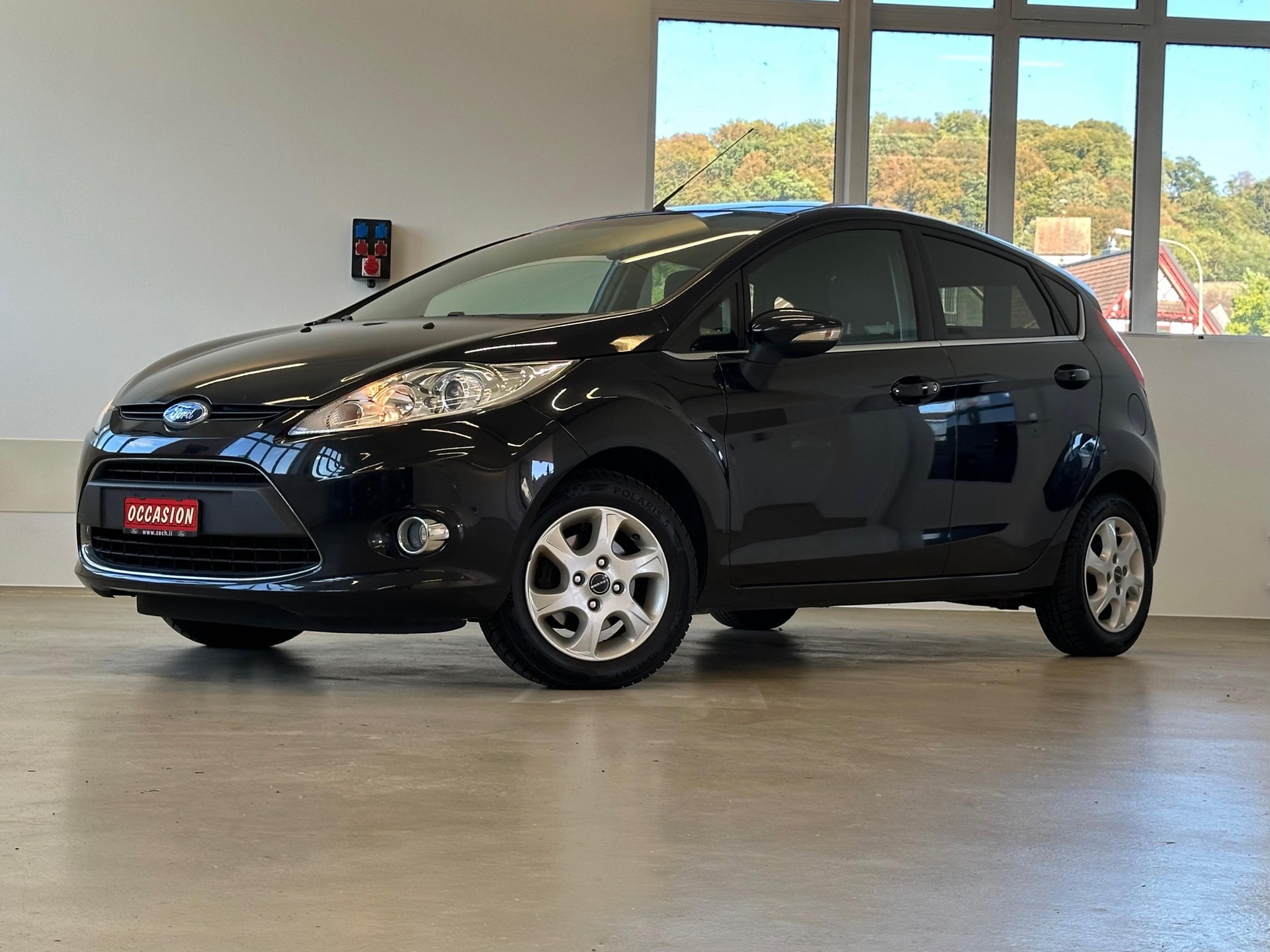 FORD Fiesta 1.6 16V Titanium-image-4