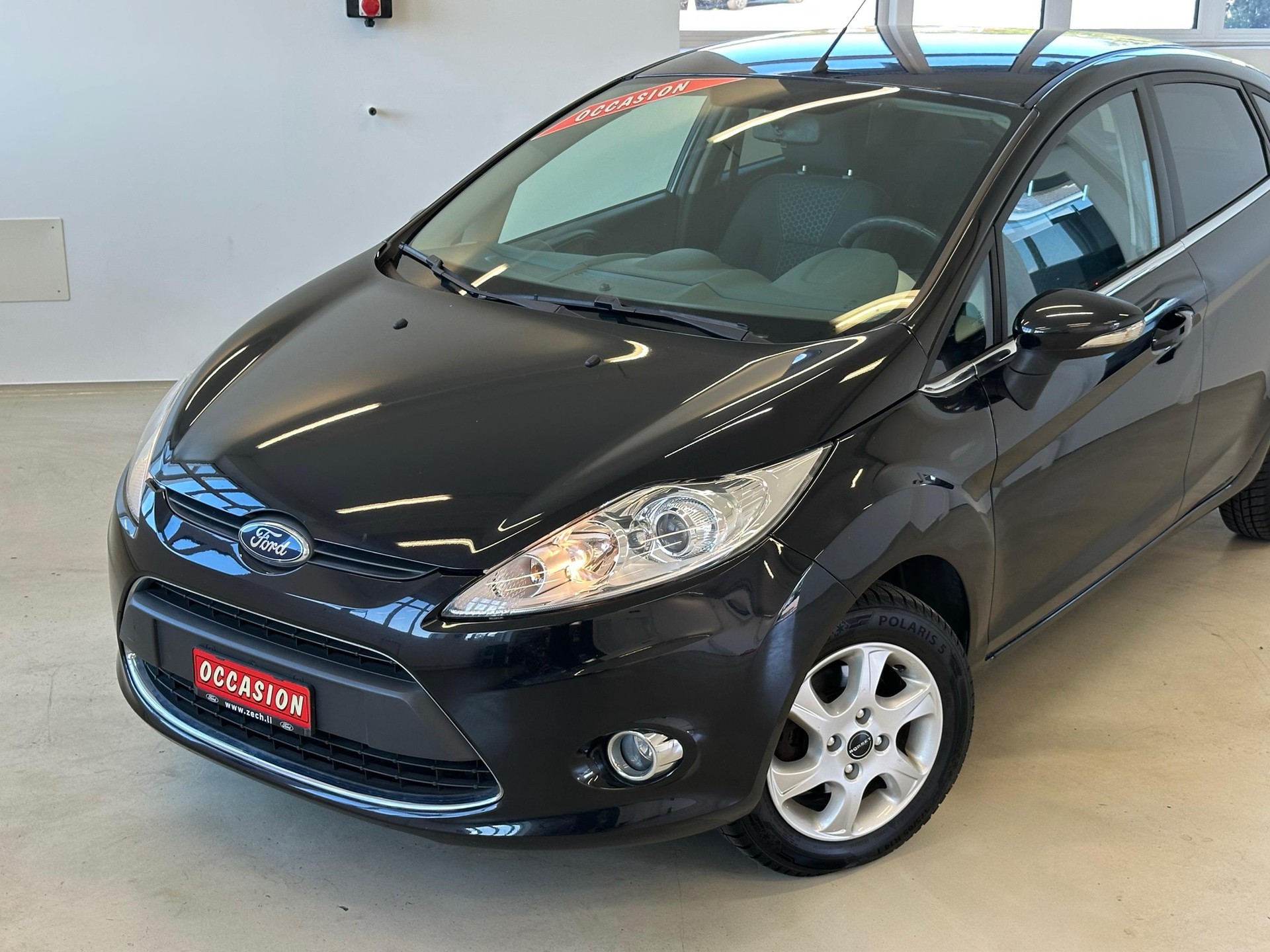 FORD Fiesta 1.6 16V Titanium-image-6