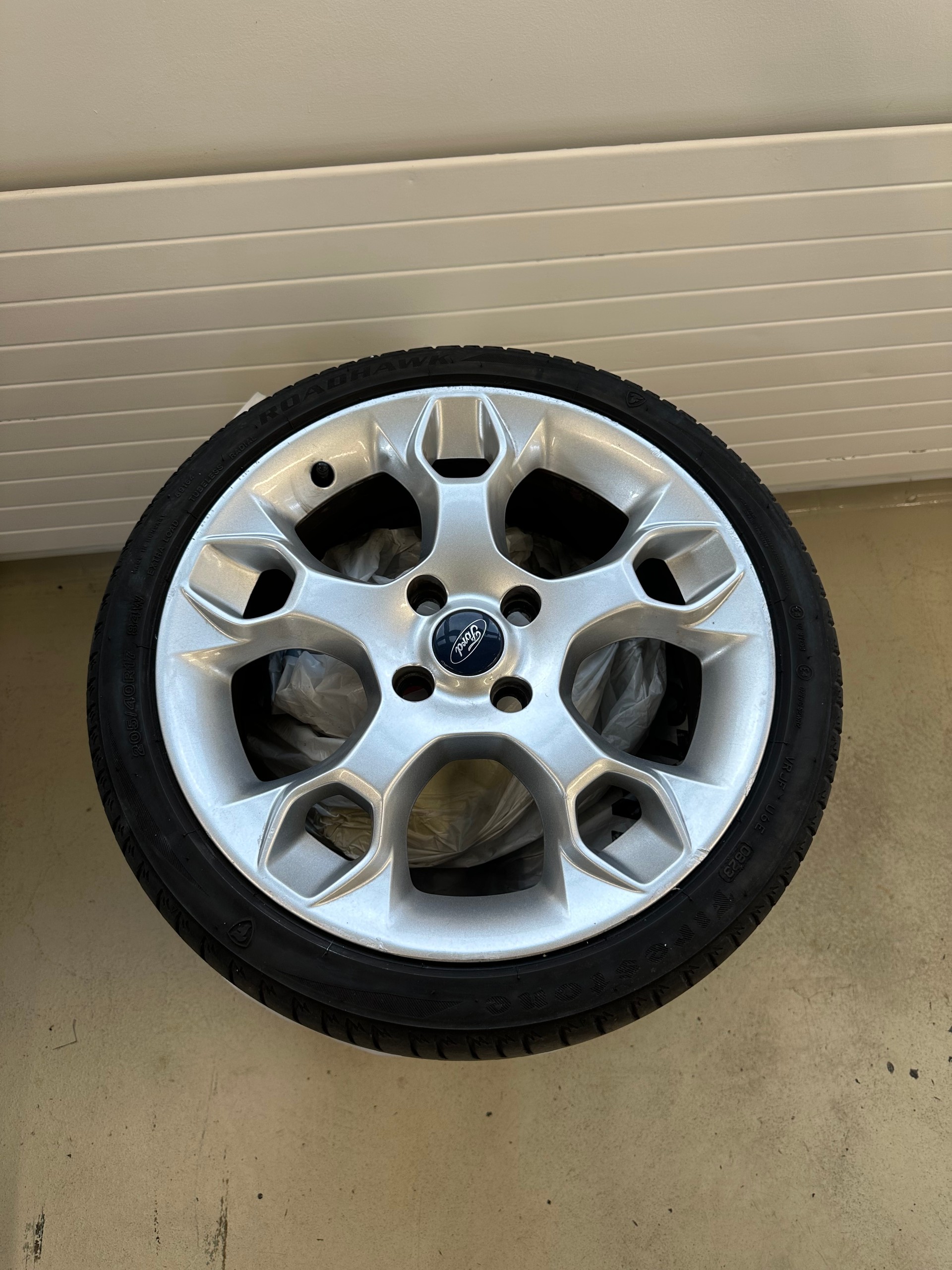FORD Fiesta 1.6 16V Titanium-image-2