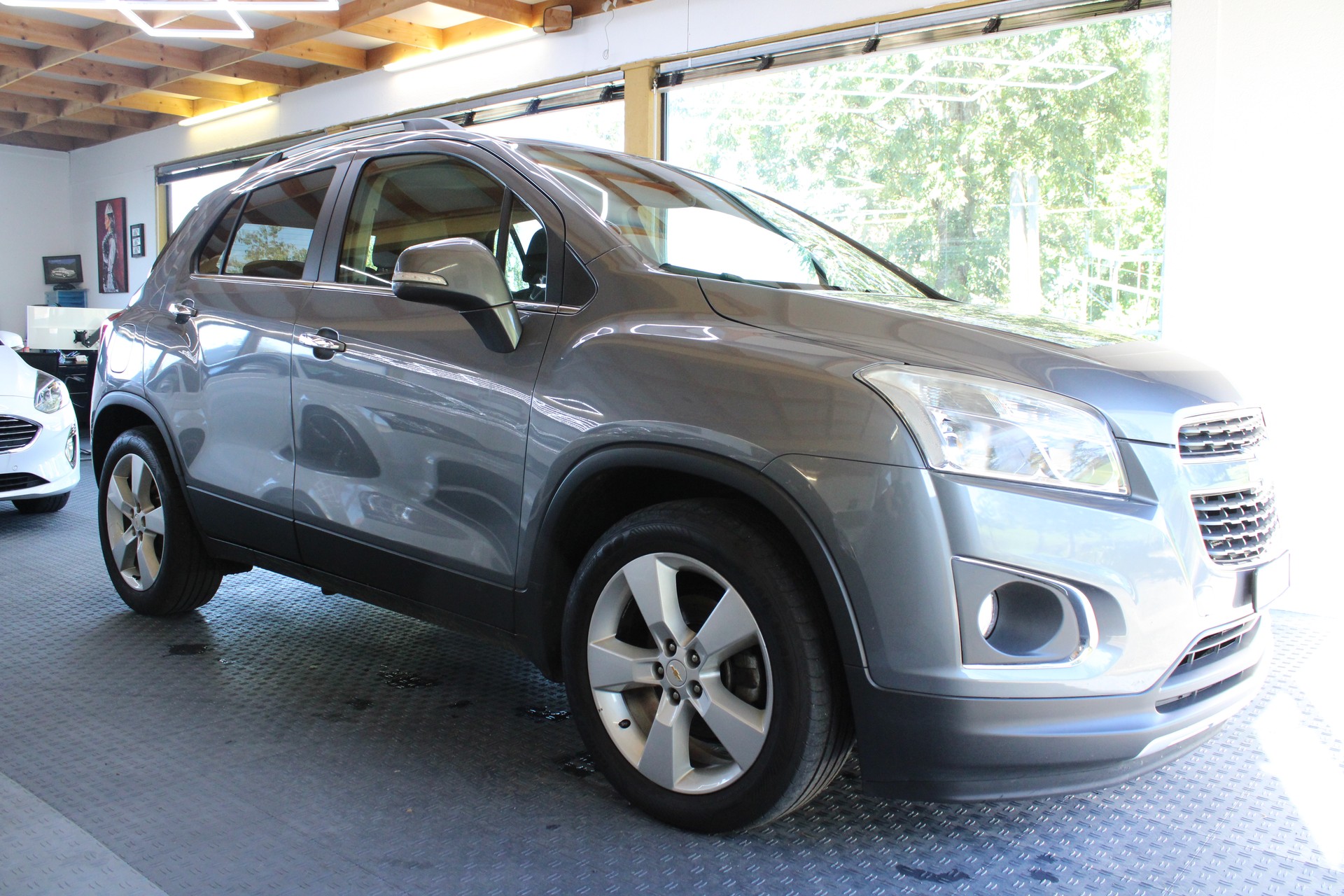 CHEVROLET Trax 1.7 VCDi LT 4WD-image-2