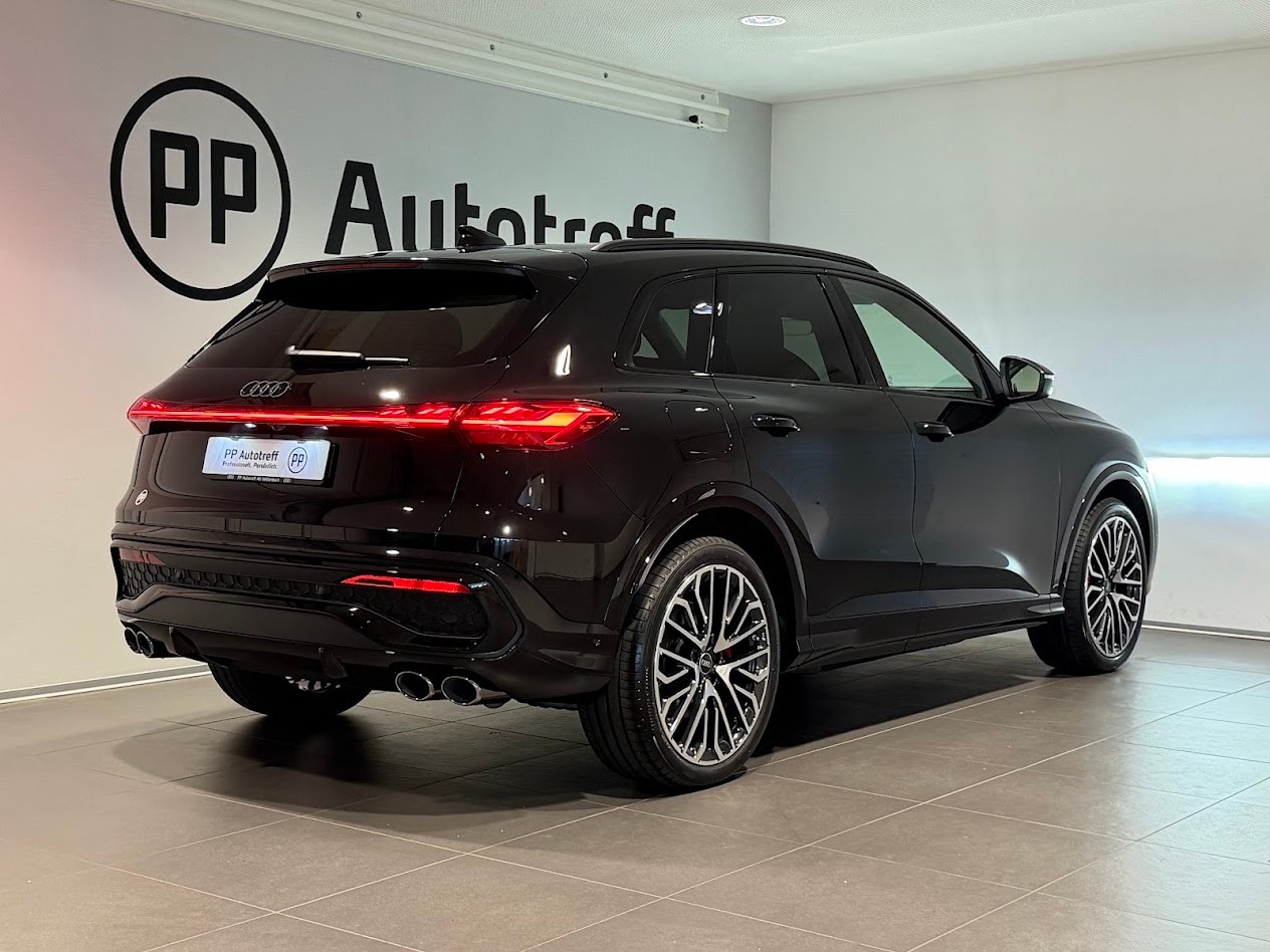 AUDI SQ5 TFSI quattro S-tronic-image-14