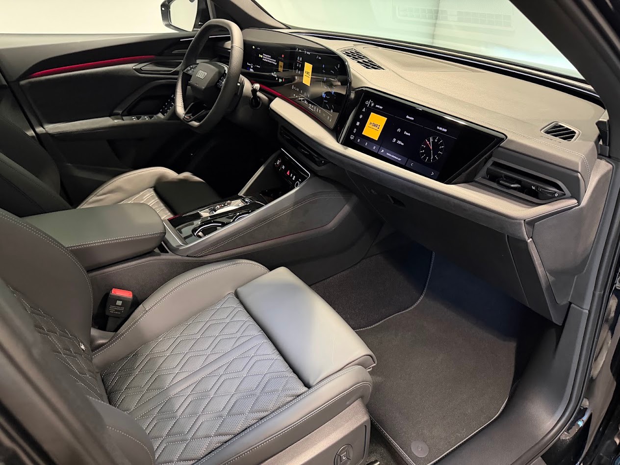 AUDI SQ5 TFSI quattro S-tronic-image-10