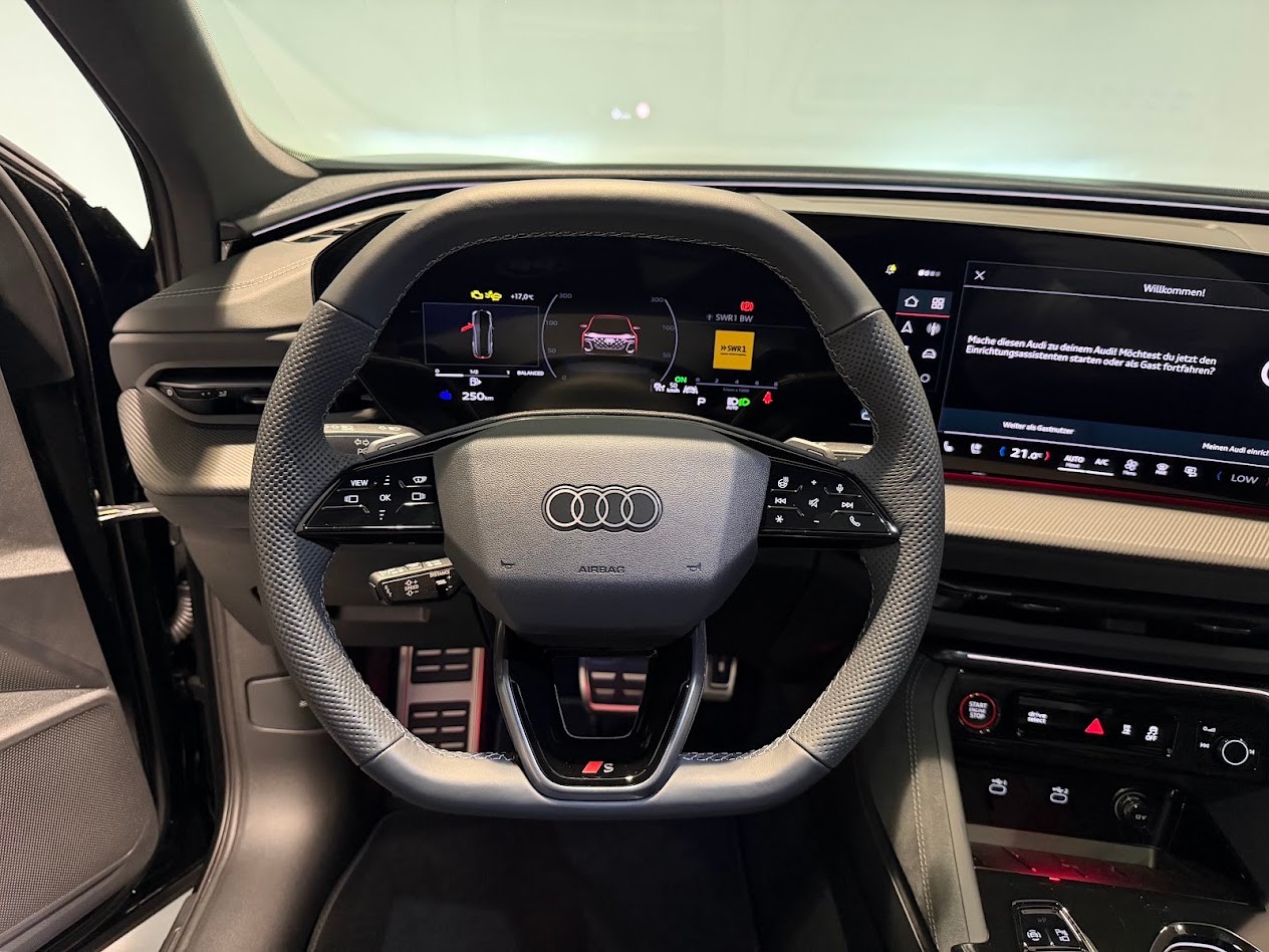 AUDI SQ5 TFSI quattro S-tronic-image-5