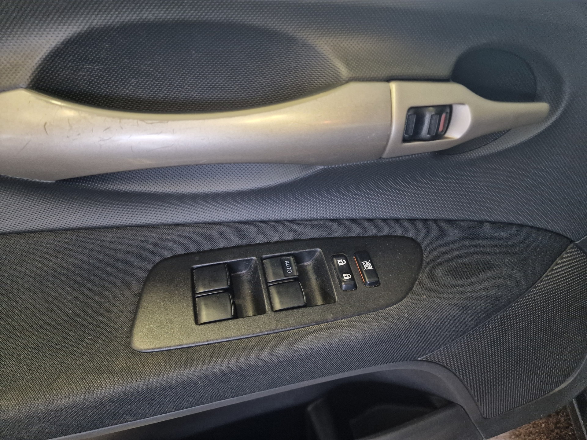 TOYOTA Auris 1.6 Linea Luna MultiMode 12Mt Gara MFK Neu-image-17
