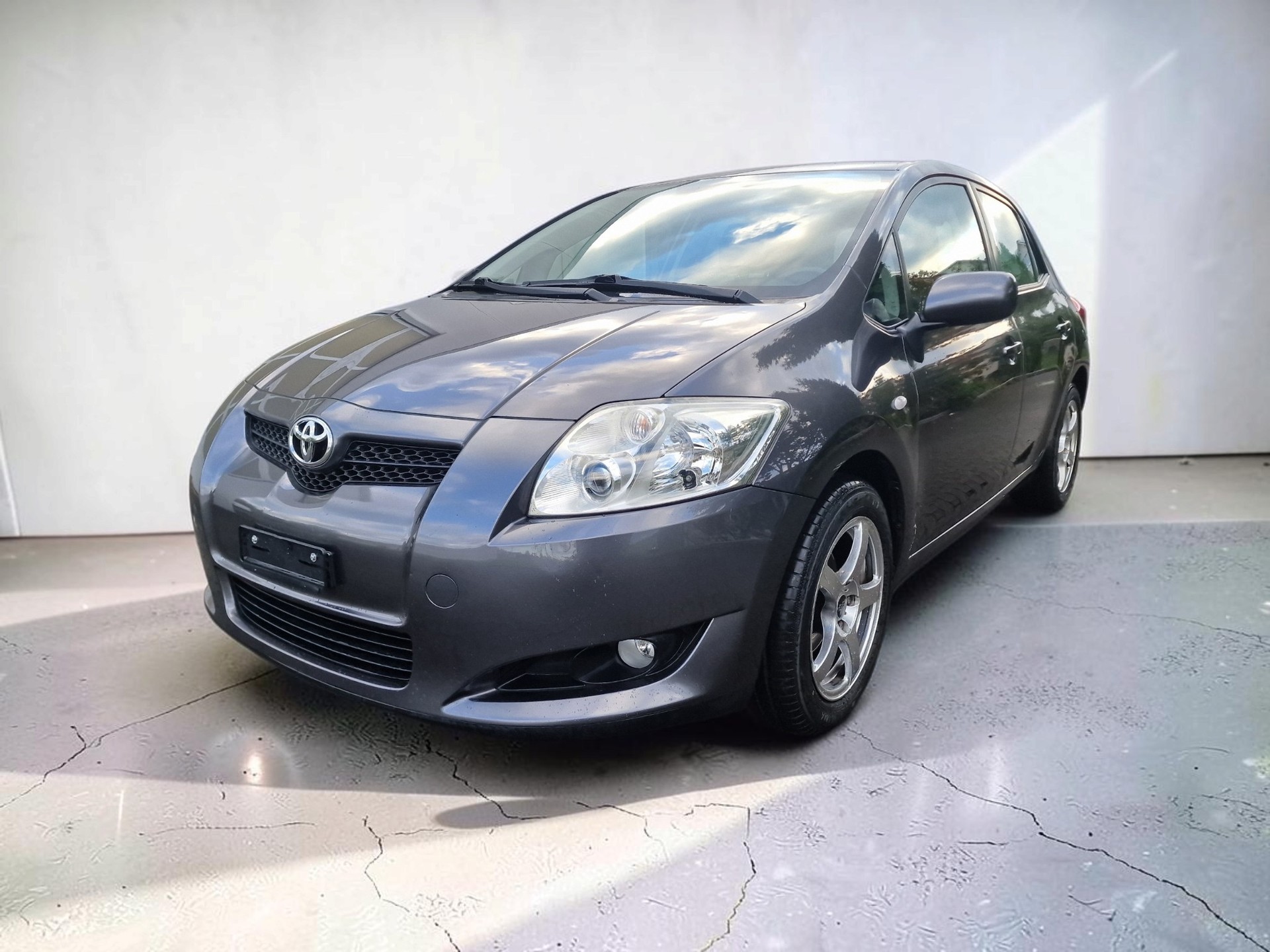 TOYOTA Auris 1.6 Linea Luna MultiMode 12Mt Gara MFK Neu-image-1