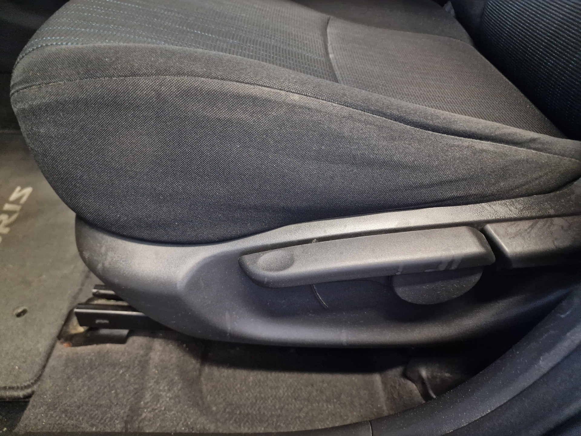 TOYOTA Auris 1.6 Linea Luna MultiMode 12Mt Gara MFK Neu-image-8