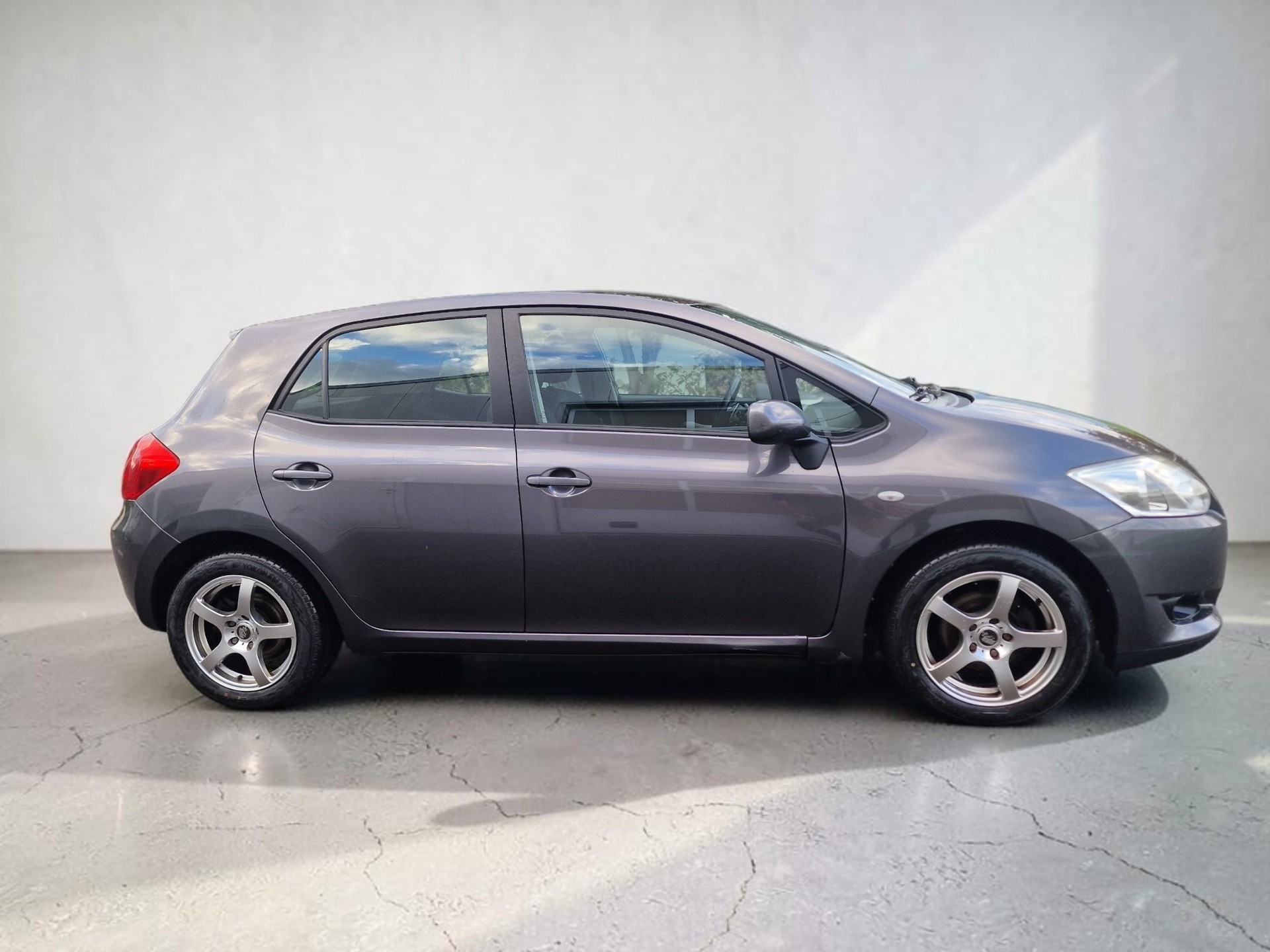 TOYOTA Auris 1.6 Linea Luna MultiMode 12Mt Gara MFK Neu-image-3