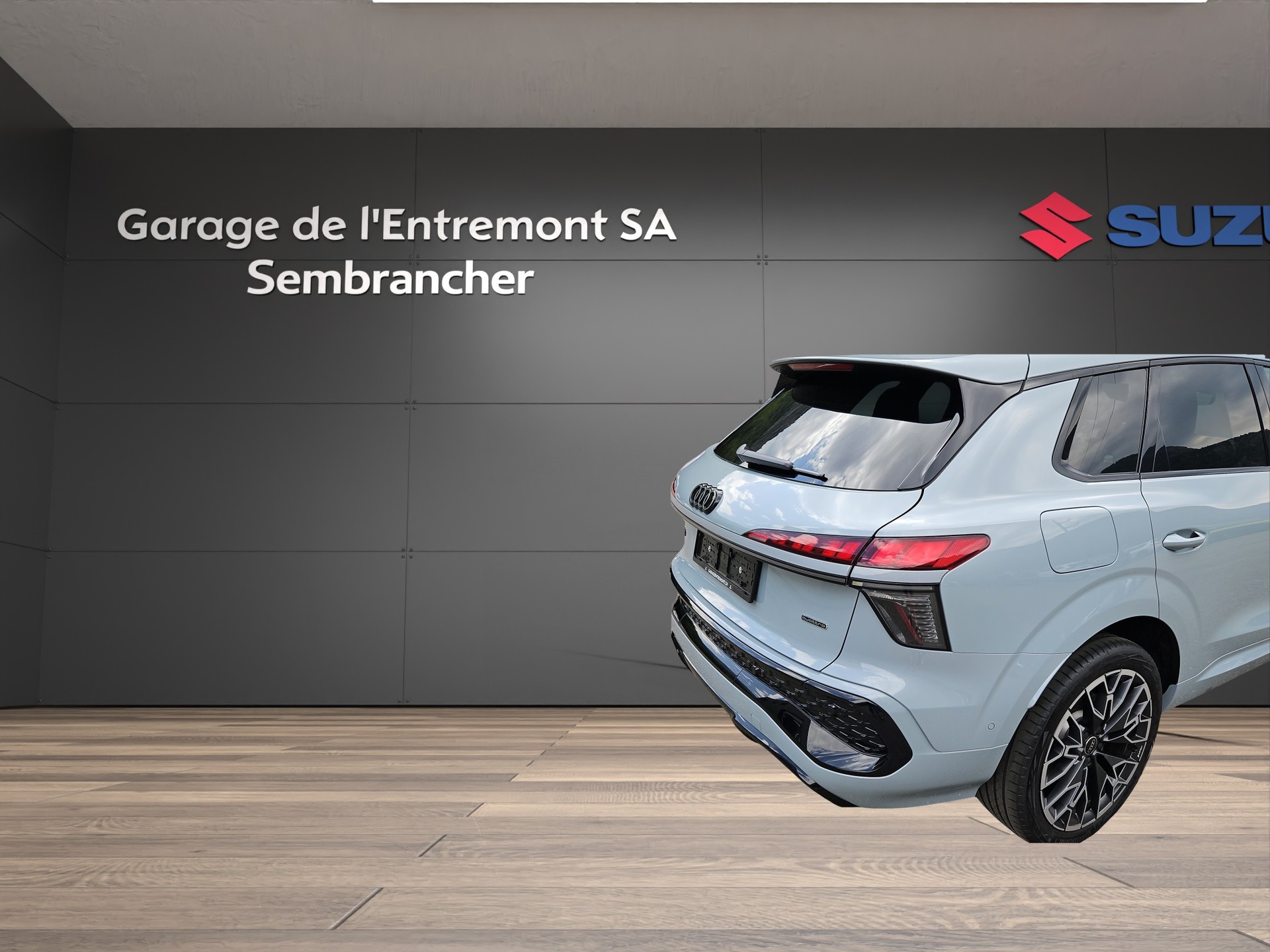 AUDI Q3 SUV TFSI quattro 195 kW S tronic-image-11