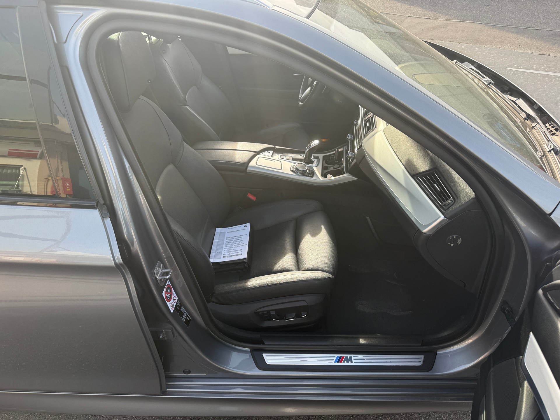 BMW 530d Touring xDrive Steptronic-image-8