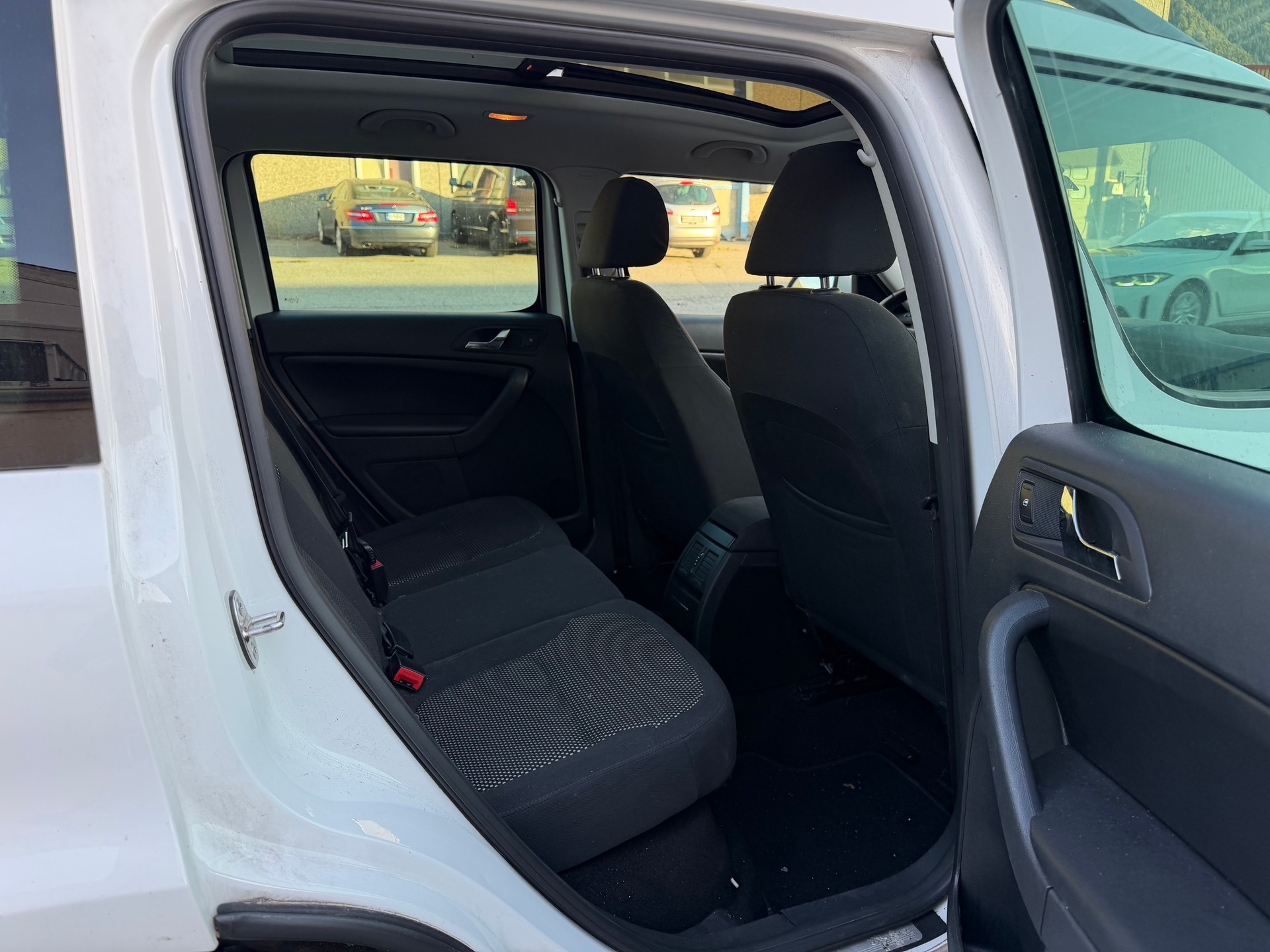 SKODA Yeti 1.8 TSI AllDrive 4x4-image-6