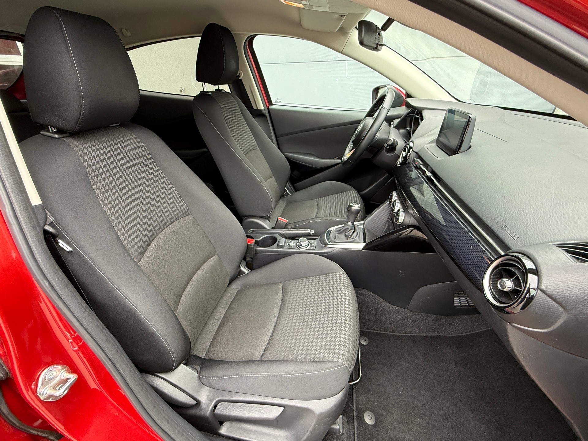 MAZDA 2 SKYACTIV-G 90 Ambition Plus-image-13