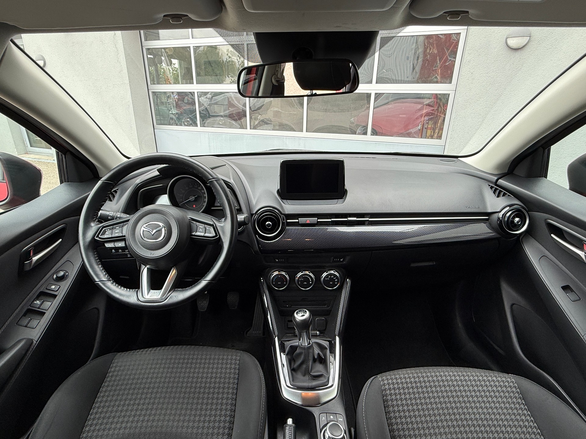 MAZDA 2 SKYACTIV-G 90 Ambition Plus-image-3