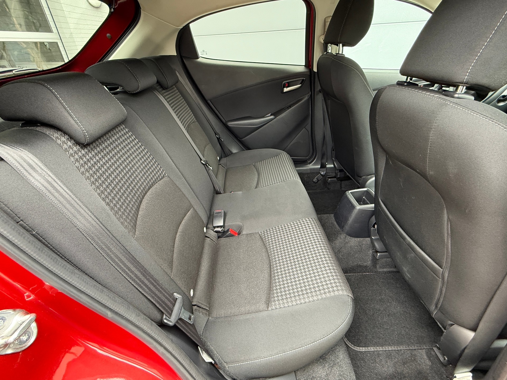 MAZDA 2 SKYACTIV-G 90 Ambition Plus-image-15