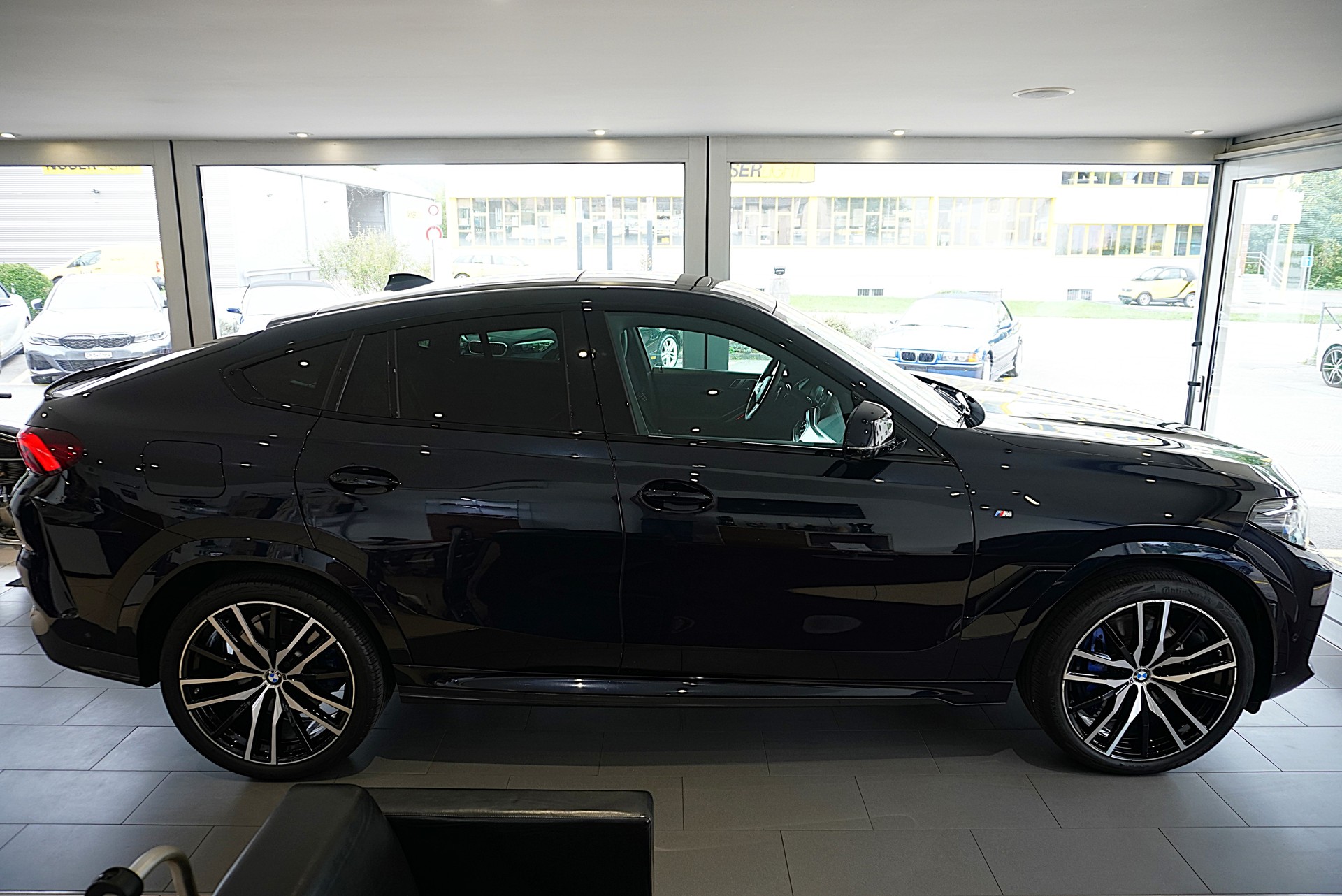 BMW X6 xDrive 48V 40d Steptronic M Sport-image-3
