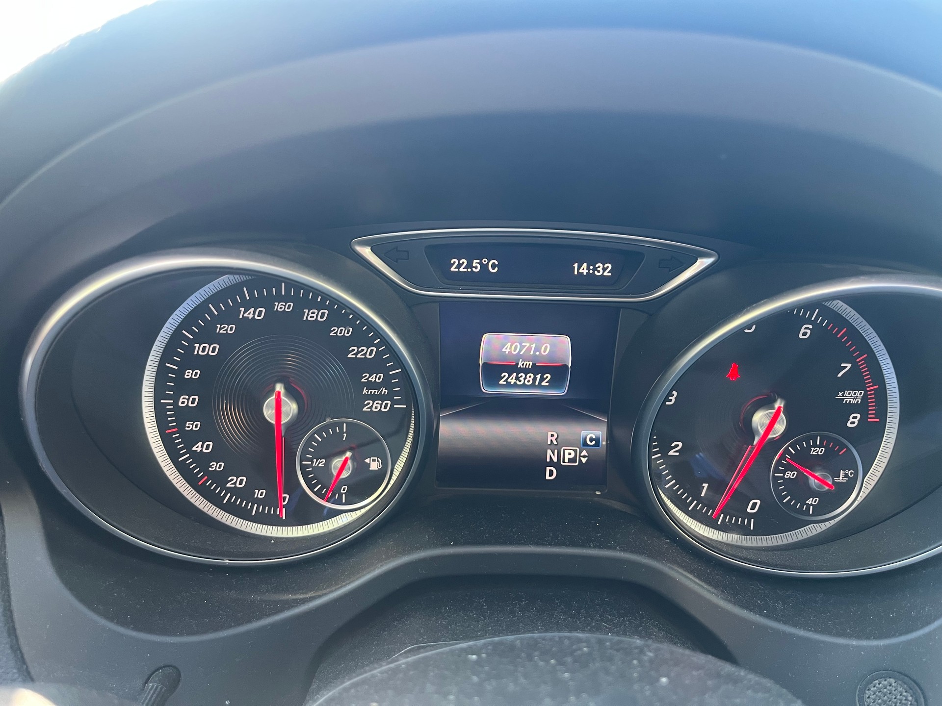 NISSAN Murano 2.5 dCi Executive Swiss Edition Automatic-image-11
