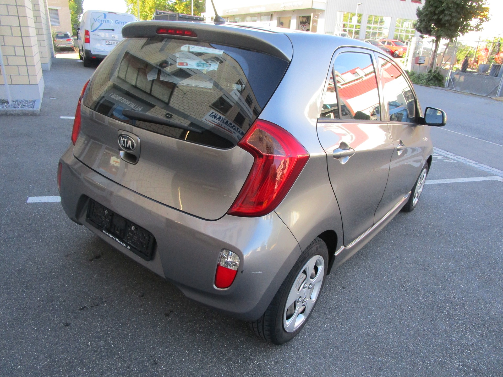 KIA Picanto 1.2 CVVT Trend Automatic-image-2